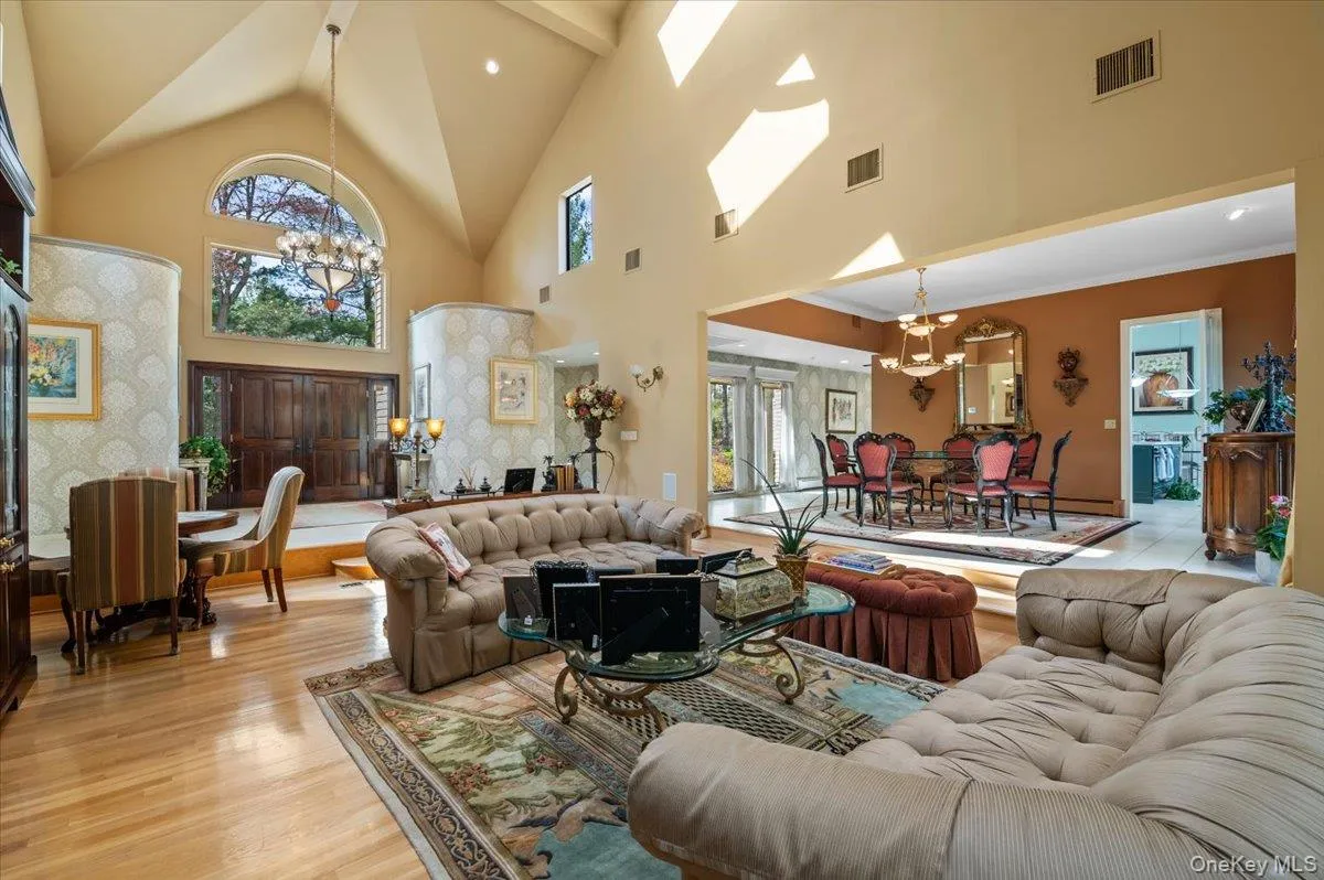45 Coves Run, Oyster Bay, NY, 7 Bedrooms Bedrooms, 18 Rooms Rooms,5 BathroomsBathrooms,Residential,For Rent,Coves,0,988558 45 Coves Run, Oyster Bay, NY, 7 Bedrooms Bedrooms, 18 Rooms Rooms,5 BathroomsBathrooms,Residential,For Rent,Coves,0,988558