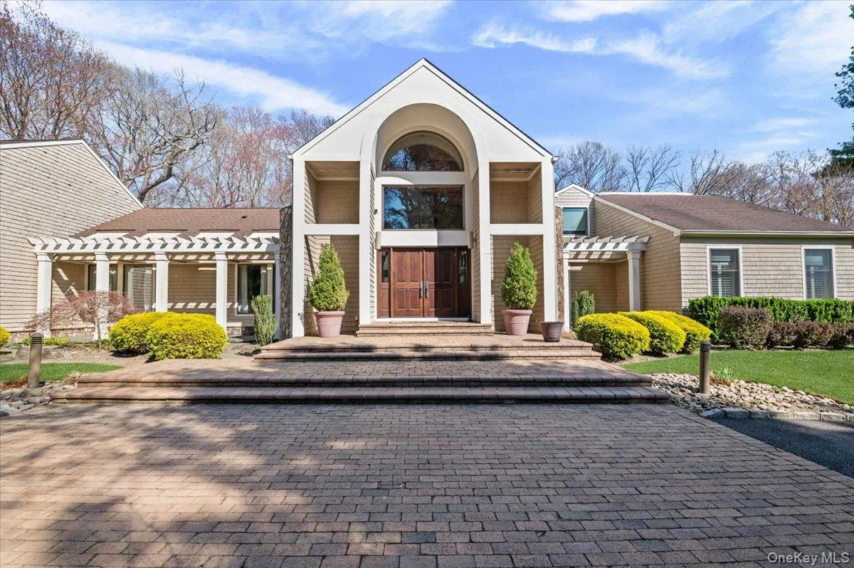 45 Coves Run, Oyster Bay, NY, 7 Bedrooms Bedrooms, 18 Rooms Rooms,5 BathroomsBathrooms,Residential,For Rent,Coves,0,988558 45 Coves Run, Oyster Bay, NY, 7 Bedrooms Bedrooms, 18 Rooms Rooms,5 BathroomsBathrooms,Residential,For Rent,Coves,0,988558