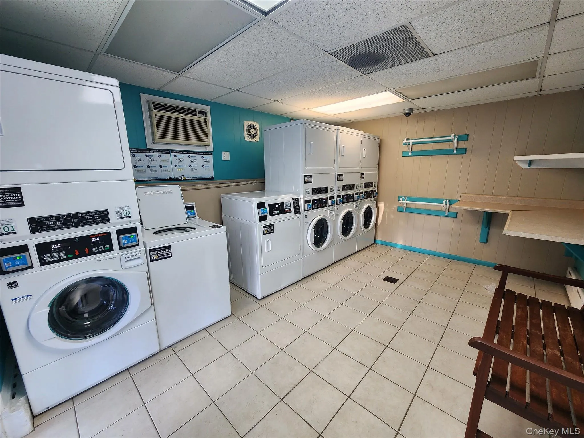 525 Riverleigh Ave, Riverhead, NY, 2 Bedrooms Bedrooms, 5 Rooms Rooms,1 BathroomBathrooms,Residential,For Rent,Ave,0,988570 525 Riverleigh Ave, Riverhead, NY, 2 Bedrooms Bedrooms, 5 Rooms Rooms,1 BathroomBathrooms,Residential,For Rent,Ave,0,988570