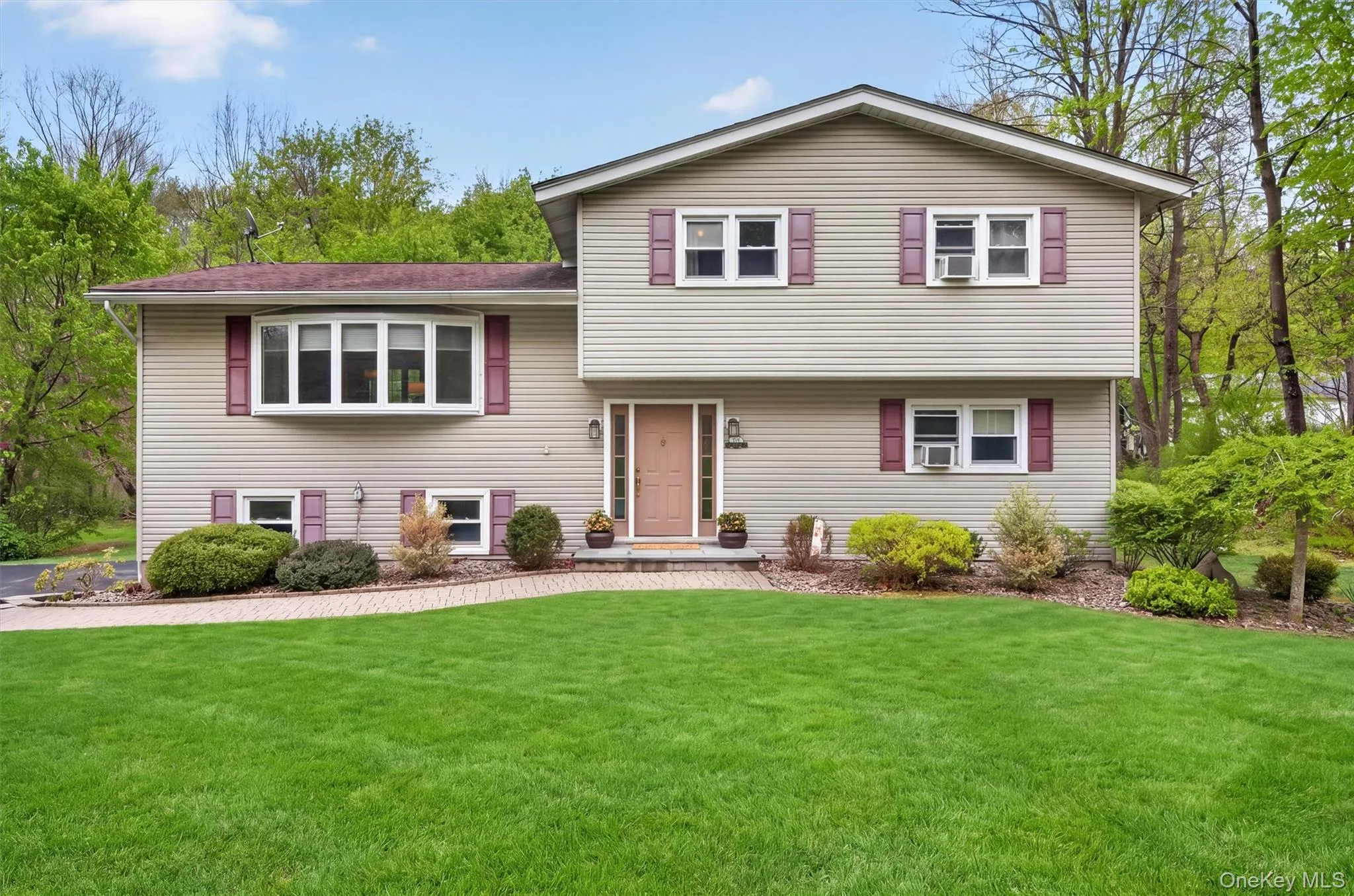 93 Dunderberg Road, Woodbury, NY, 3 Bedrooms Bedrooms, 8 Rooms Rooms,2 BathroomsBathrooms,Residential,For Rent,Dunderberg,0,988574 93 Dunderberg Road, Woodbury, NY, 3 Bedrooms Bedrooms, 8 Rooms Rooms,2 BathroomsBathrooms,Residential,For Rent,Dunderberg,0,988574