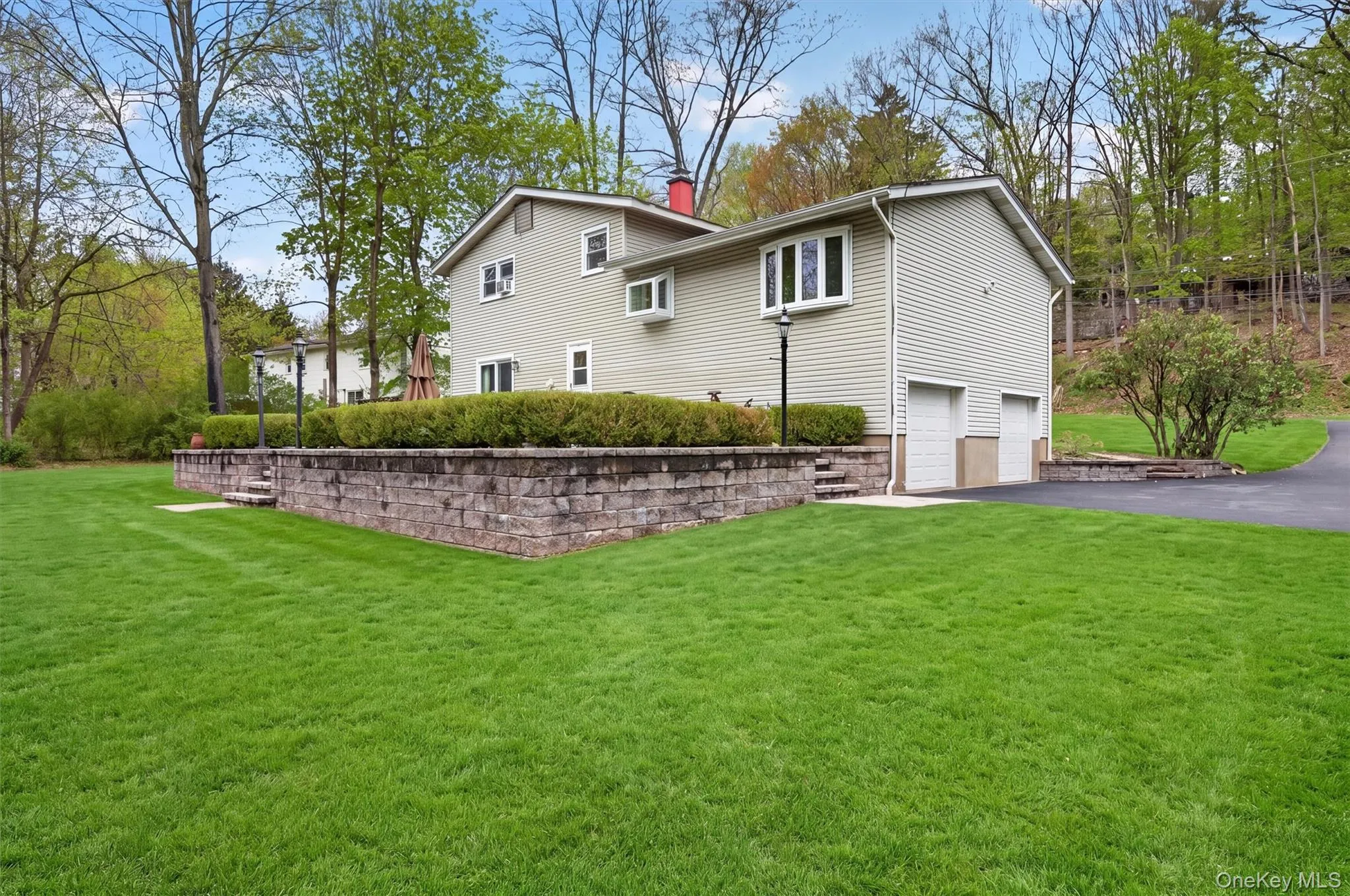 93 Dunderberg Road, Woodbury, NY, 3 Bedrooms Bedrooms, 8 Rooms Rooms,2 BathroomsBathrooms,Residential,For Rent,Dunderberg,0,988574 93 Dunderberg Road, Woodbury, NY, 3 Bedrooms Bedrooms, 8 Rooms Rooms,2 BathroomsBathrooms,Residential,For Rent,Dunderberg,0,988574