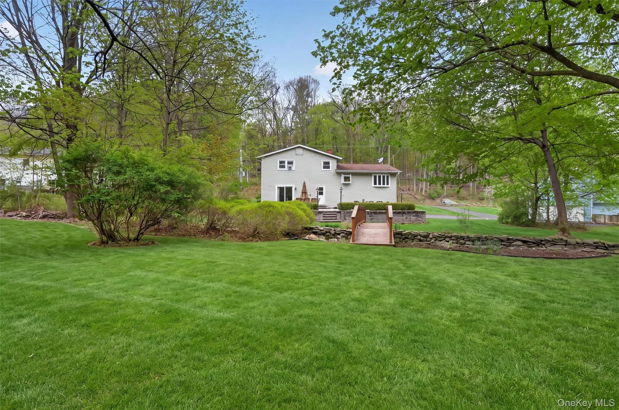 93 Dunderberg Road, Woodbury, NY, 3 Bedrooms Bedrooms, 8 Rooms Rooms,2 BathroomsBathrooms,Residential,For Rent,Dunderberg,0,988574 93 Dunderberg Road, Woodbury, NY, 3 Bedrooms Bedrooms, 8 Rooms Rooms,2 BathroomsBathrooms,Residential,For Rent,Dunderberg,0,988574
