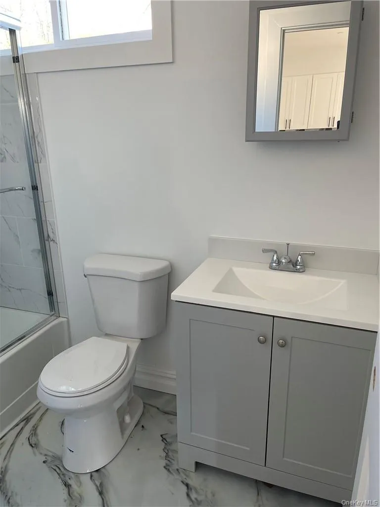 Band New Bathrooms Band New Bathrooms