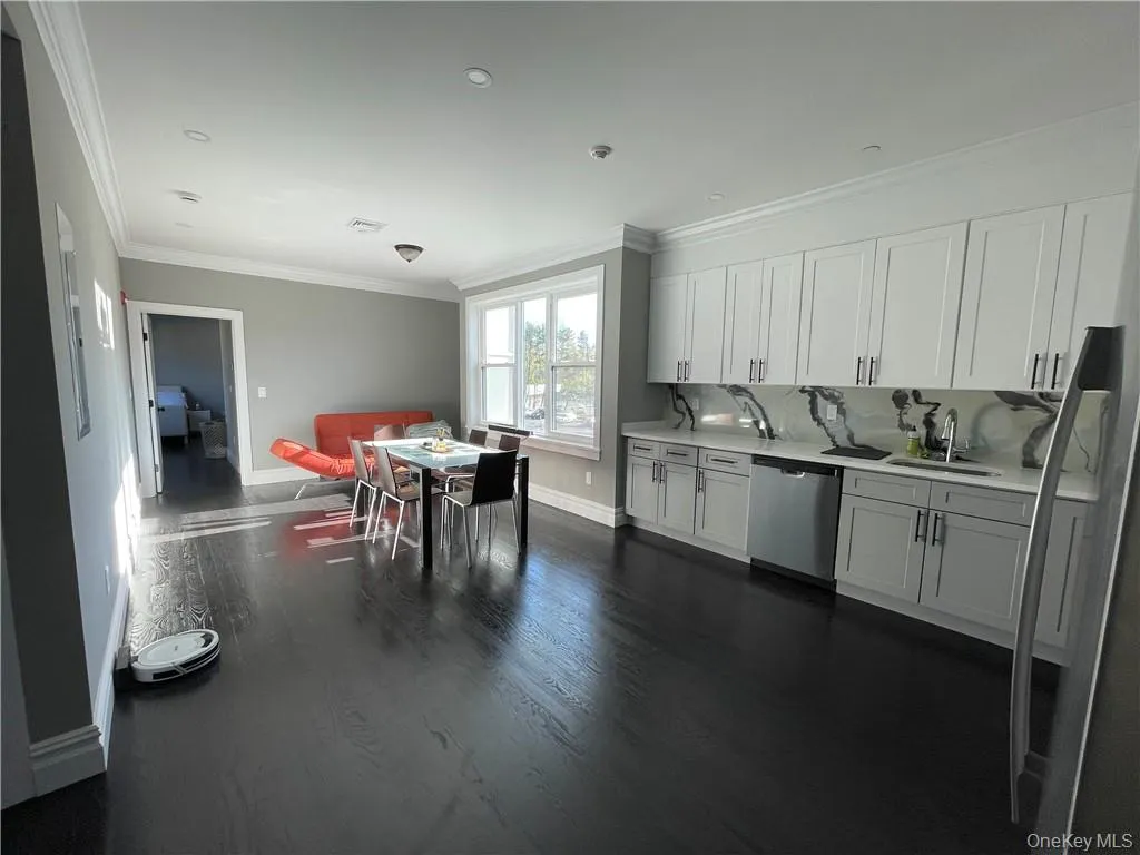 308 Battle Avenue, White Plains, NY, 2 Bedrooms Bedrooms, 4 Rooms Rooms,2 BathroomsBathrooms,Residential Lease,For Rent,Battle,0,988589 308 Battle Avenue, White Plains, NY, 2 Bedrooms Bedrooms, 4 Rooms Rooms,2 BathroomsBathrooms,Residential Lease,For Rent,Battle,0,988589