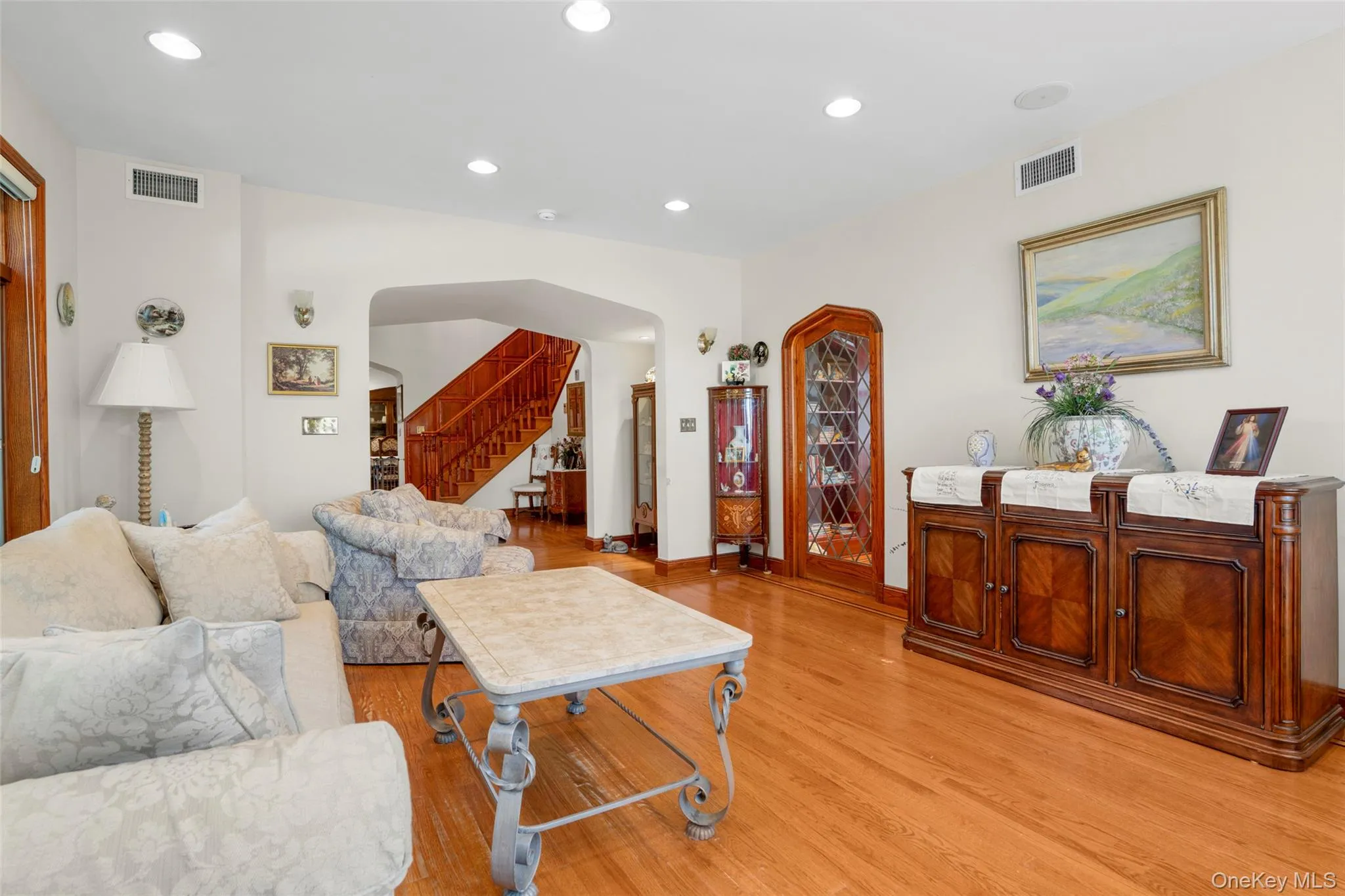106 Carver Terrace, Yonkers, NY, 4 Bedrooms Bedrooms, 12 Rooms Rooms,4 BathroomsBathrooms,Residential,For Rent,Carver,0,988593 106 Carver Terrace, Yonkers, NY, 4 Bedrooms Bedrooms, 12 Rooms Rooms,4 BathroomsBathrooms,Residential,For Rent,Carver,0,988593