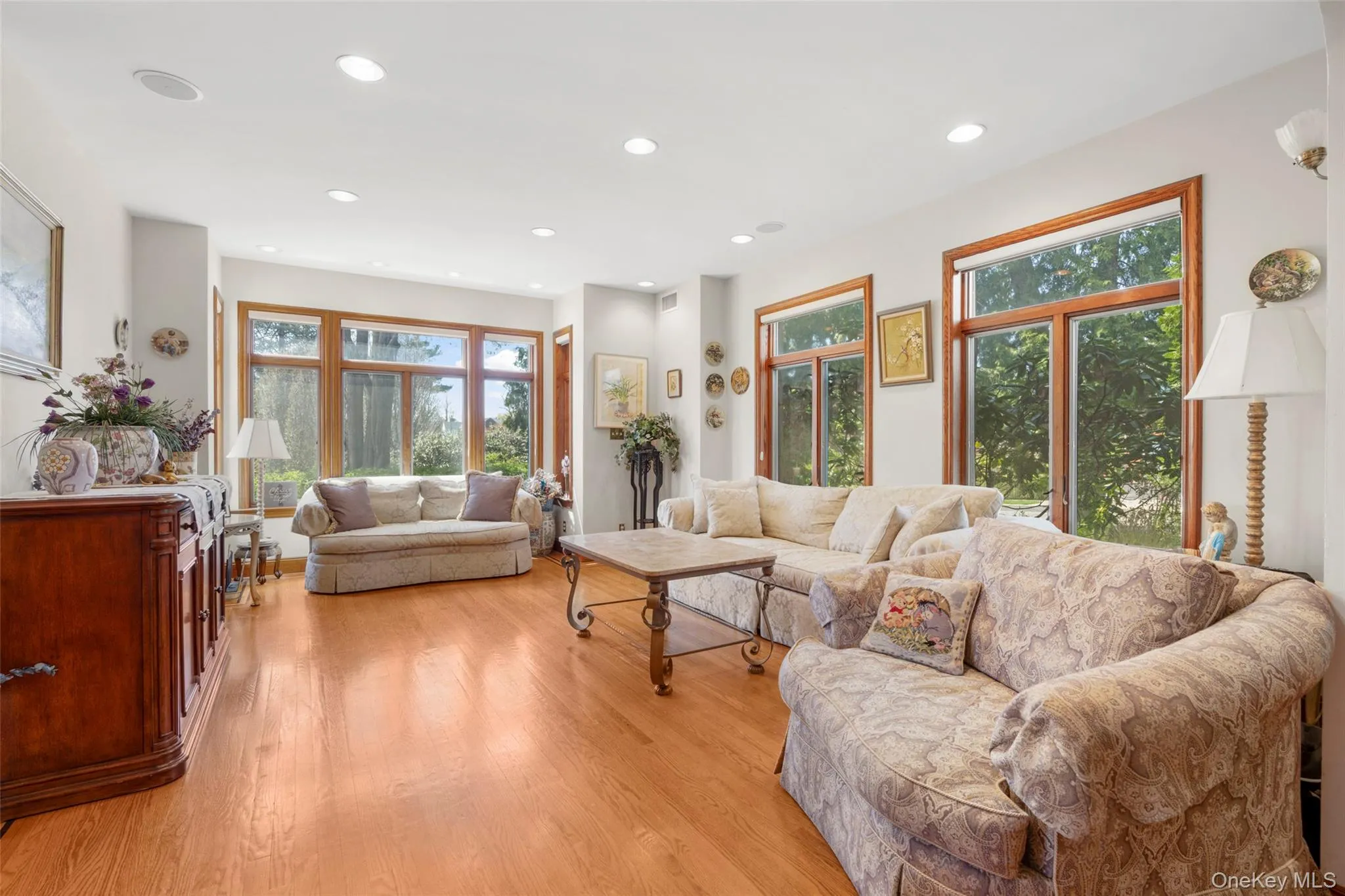 106 Carver Terrace, Yonkers, NY, 4 Bedrooms Bedrooms, 12 Rooms Rooms,4 BathroomsBathrooms,Residential,For Rent,Carver,0,988593 106 Carver Terrace, Yonkers, NY, 4 Bedrooms Bedrooms, 12 Rooms Rooms,4 BathroomsBathrooms,Residential,For Rent,Carver,0,988593