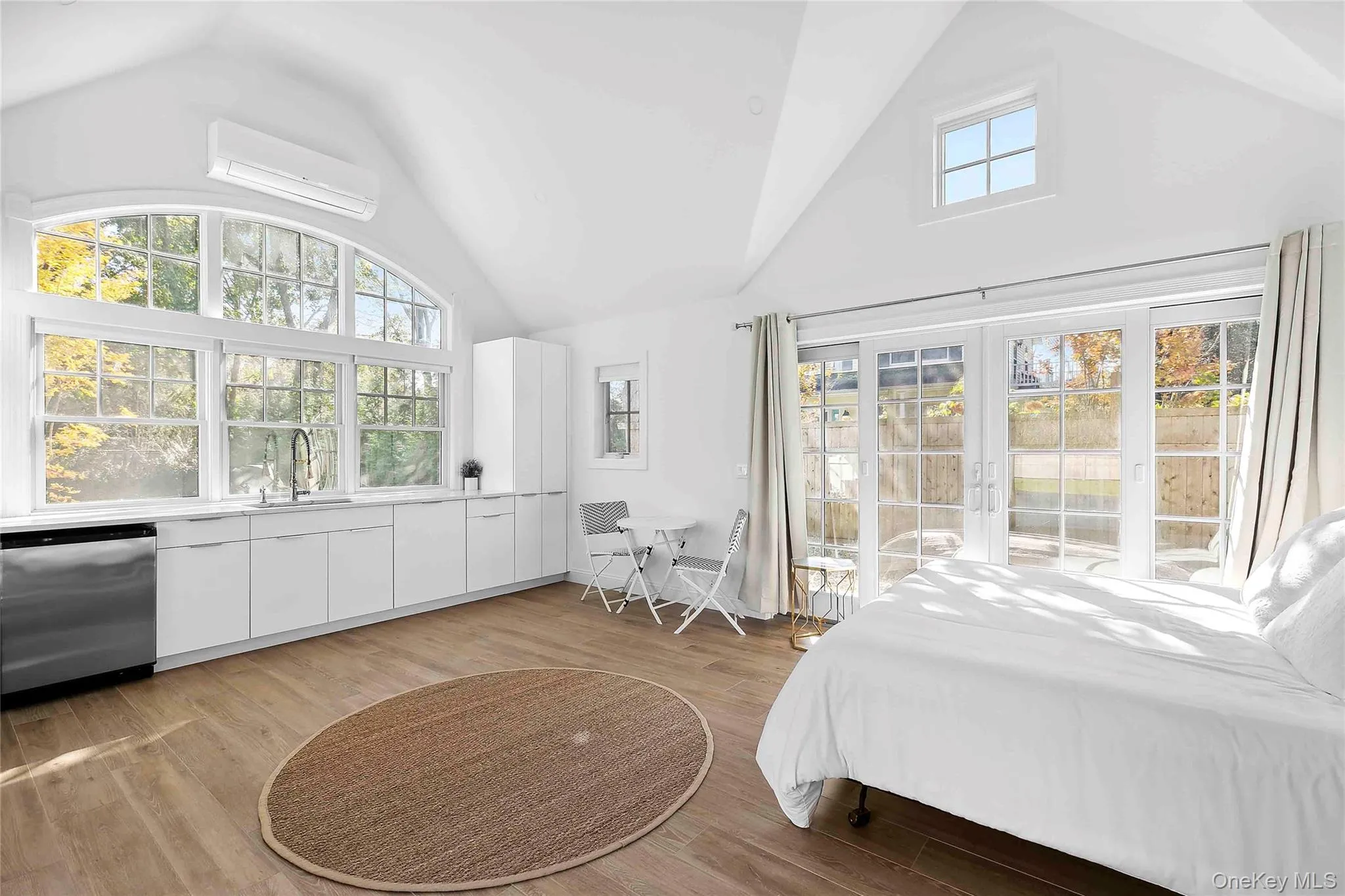 96 Miller Road, Southampton, NY, 4 Bedrooms Bedrooms, 12 Rooms Rooms,5 BathroomsBathrooms,Residential Lease,For Rent,Miller,0,988615 96 Miller Road, Southampton, NY, 4 Bedrooms Bedrooms, 12 Rooms Rooms,5 BathroomsBathrooms,Residential Lease,For Rent,Miller,0,988615