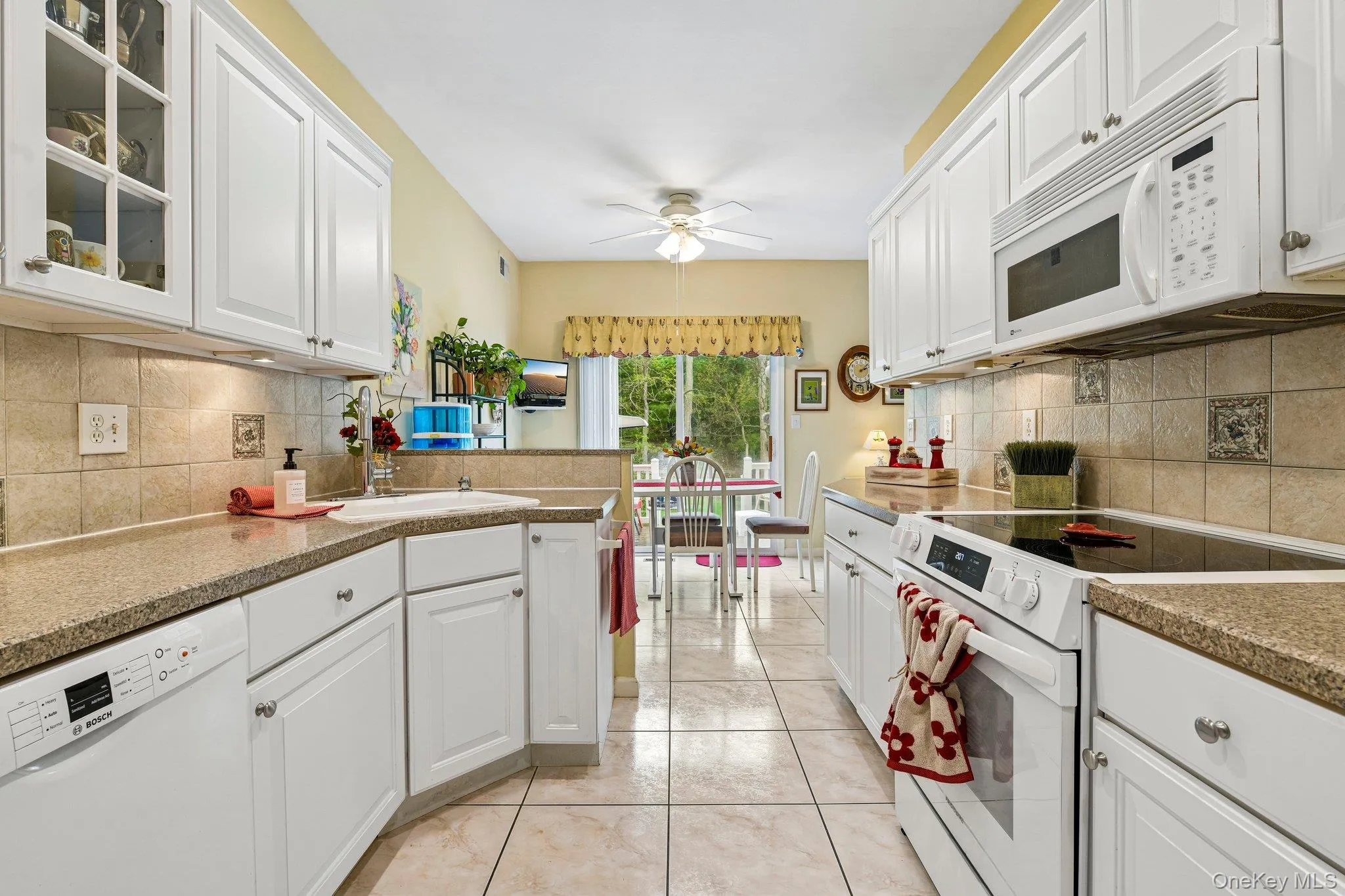 71 Manitou Trail, Smithtown, NY, 3 Bedrooms Bedrooms, 6 Rooms Rooms,2 BathroomsBathrooms,Residential,For Rent,Manitou,0,988617 71 Manitou Trail, Smithtown, NY, 3 Bedrooms Bedrooms, 6 Rooms Rooms,2 BathroomsBathrooms,Residential,For Rent,Manitou,0,988617