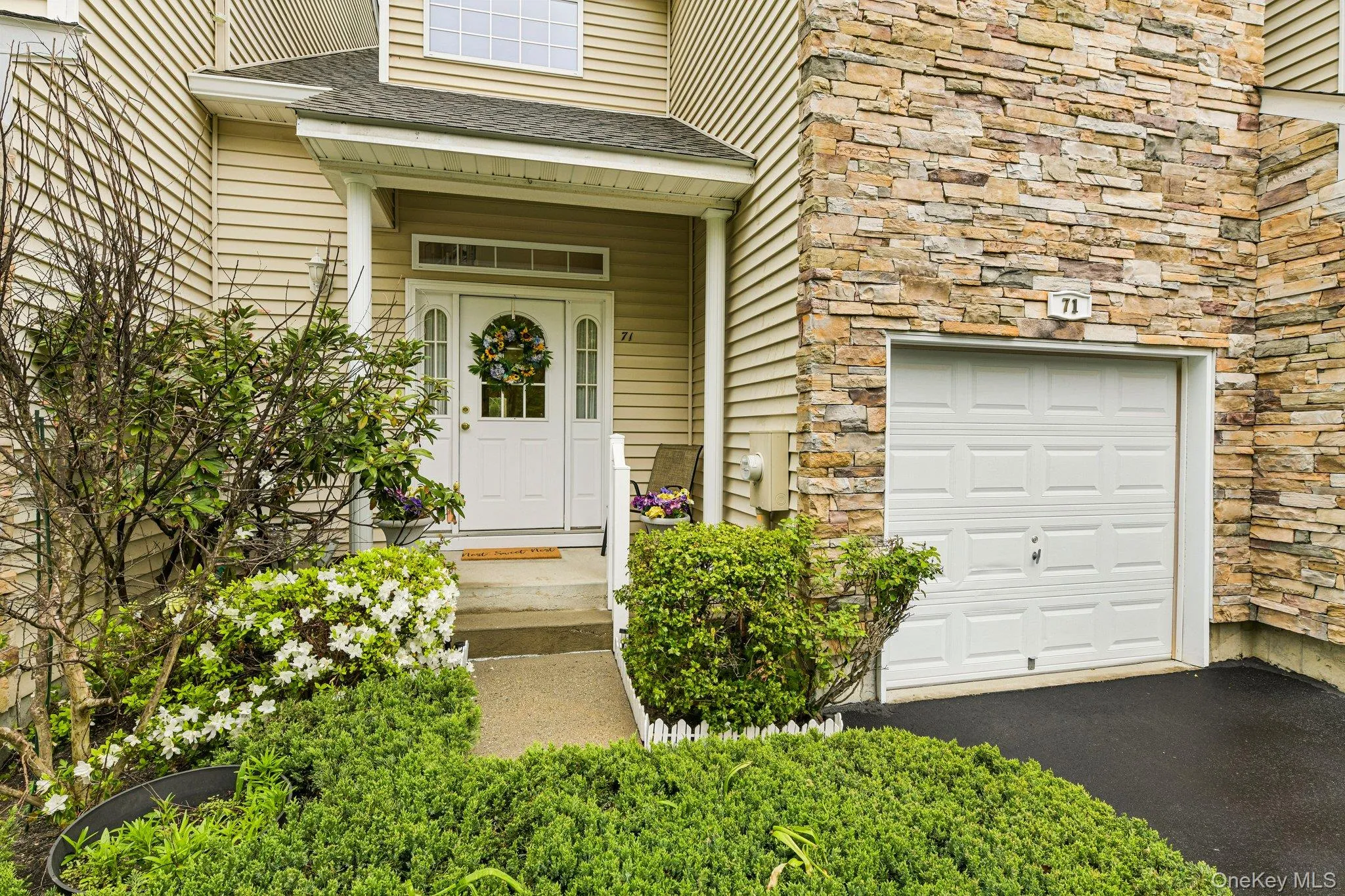 71 Manitou Trail, Smithtown, NY, 3 Bedrooms Bedrooms, 6 Rooms Rooms,2 BathroomsBathrooms,Residential,For Rent,Manitou,0,988617 71 Manitou Trail, Smithtown, NY, 3 Bedrooms Bedrooms, 6 Rooms Rooms,2 BathroomsBathrooms,Residential,For Rent,Manitou,0,988617