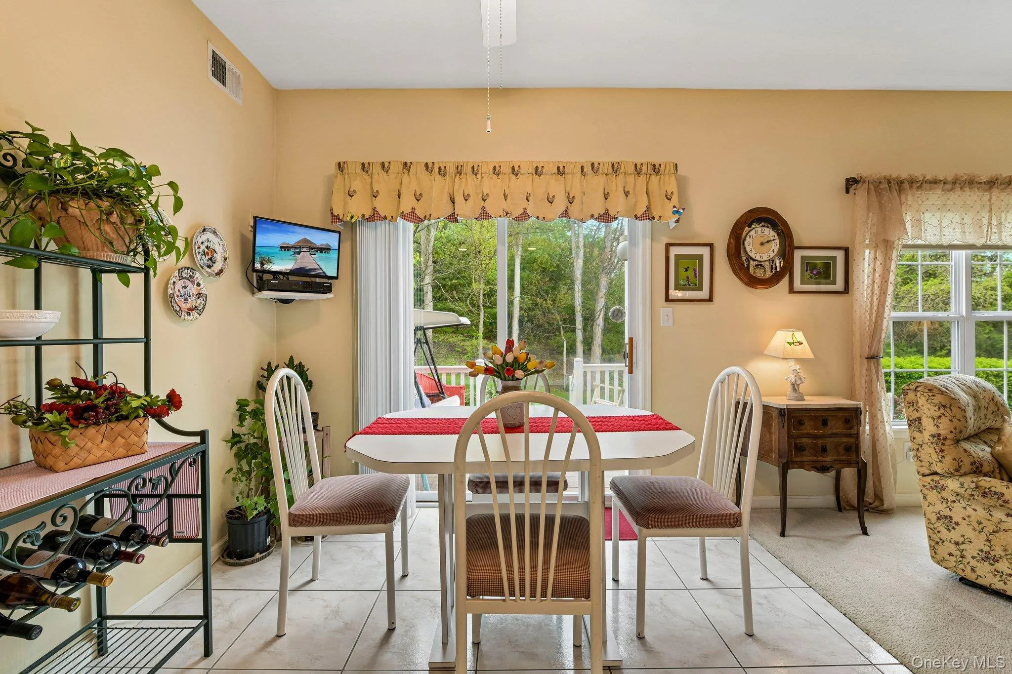 71 Manitou Trail, Smithtown, NY, 3 Bedrooms Bedrooms, 6 Rooms Rooms,2 BathroomsBathrooms,Residential,For Rent,Manitou,0,988617 71 Manitou Trail, Smithtown, NY, 3 Bedrooms Bedrooms, 6 Rooms Rooms,2 BathroomsBathrooms,Residential,For Rent,Manitou,0,988617