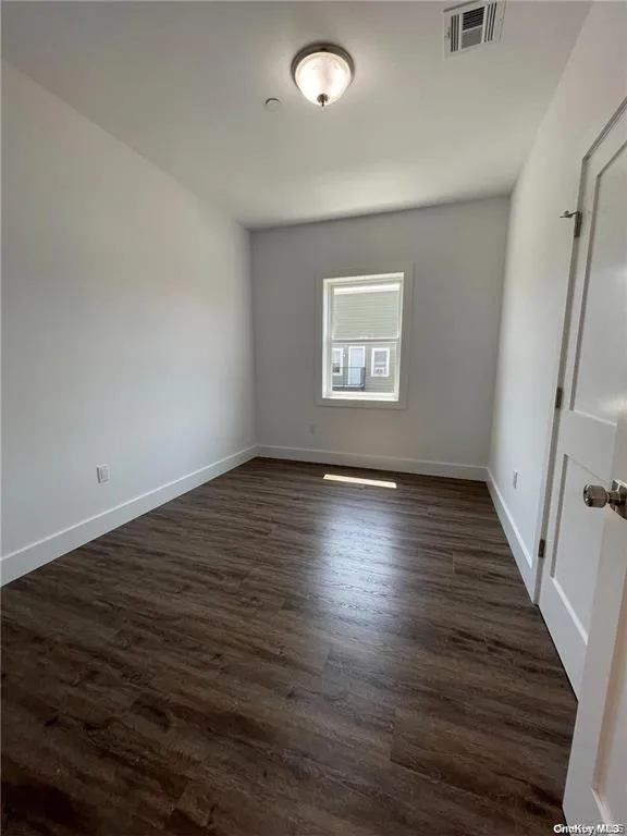 311 Beach 87th Street, New York, NY, 3 Bedrooms Bedrooms, 6 Rooms Rooms,2 BathroomsBathrooms,Residential Lease,For Rent,Beach 87th,0,988632 311 Beach 87th Street, New York, NY, 3 Bedrooms Bedrooms, 6 Rooms Rooms,2 BathroomsBathrooms,Residential Lease,For Rent,Beach 87th,0,988632