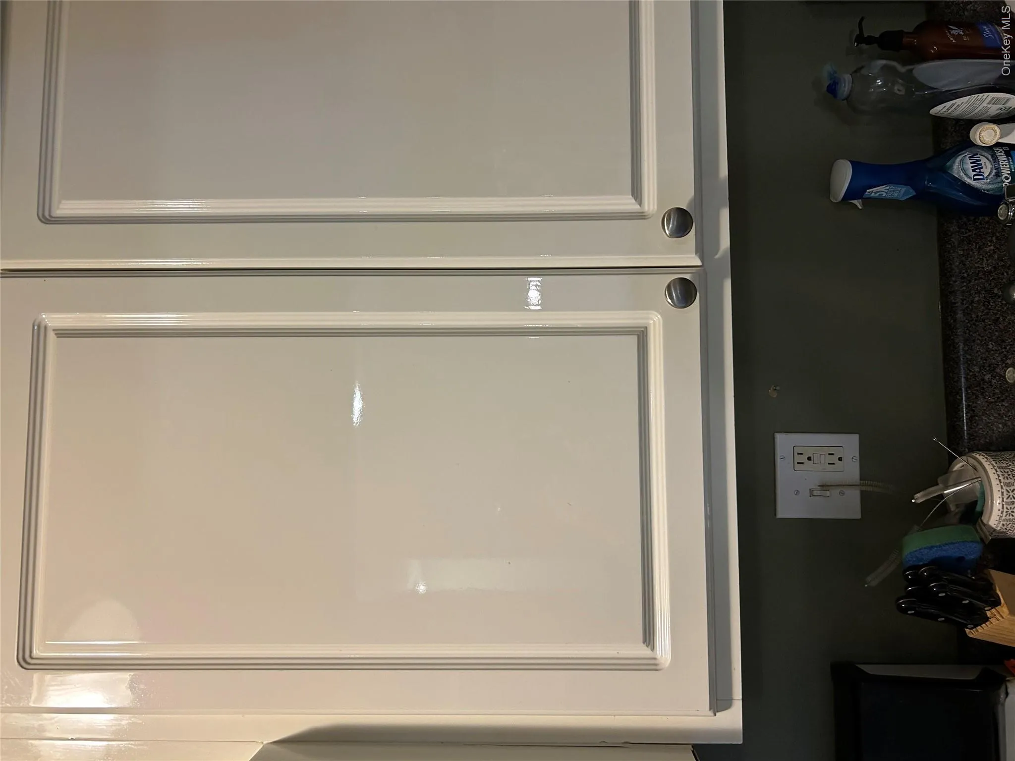8 Charles Lane, Haverstraw, NY, 1 Room Rooms,1 BathroomBathrooms,Residential Lease,For Rent,Charles,0,988637 8 Charles Lane, Haverstraw, NY, 1 Room Rooms,1 BathroomBathrooms,Residential Lease,For Rent,Charles,0,988637