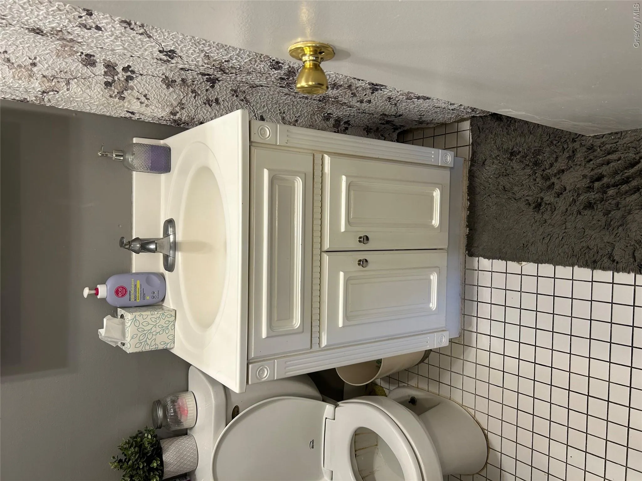 8 Charles Lane, Haverstraw, NY, 1 Room Rooms,1 BathroomBathrooms,Residential Lease,For Rent,Charles,0,988637 8 Charles Lane, Haverstraw, NY, 1 Room Rooms,1 BathroomBathrooms,Residential Lease,For Rent,Charles,0,988637