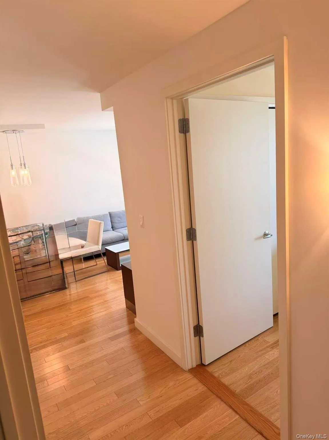 39-16 Prince Street, New York, NY, 1 Bedroom Bedrooms, 2 Rooms Rooms,1 BathroomBathrooms,Residential,For Rent,Prince,0,988642 39-16 Prince Street, New York, NY, 1 Bedroom Bedrooms, 2 Rooms Rooms,1 BathroomBathrooms,Residential,For Rent,Prince,0,988642