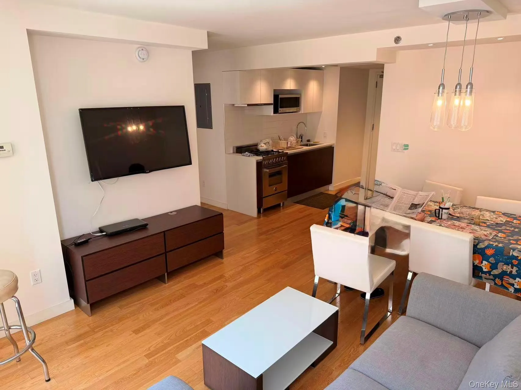 39-16 Prince Street, New York, NY, 1 Bedroom Bedrooms, 2 Rooms Rooms,1 BathroomBathrooms,Residential,For Rent,Prince,0,988642 39-16 Prince Street, New York, NY, 1 Bedroom Bedrooms, 2 Rooms Rooms,1 BathroomBathrooms,Residential,For Rent,Prince,0,988642