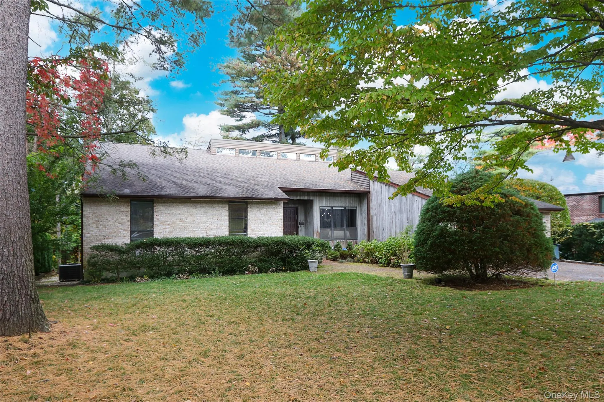 35 Old Pond Road, North Hempstead, NY, 6 Bedrooms Bedrooms, 8 Rooms Rooms,4 BathroomsBathrooms,Residential Lease,For Rent,Old Pond,0,988643 35 Old Pond Road, North Hempstead, NY, 6 Bedrooms Bedrooms, 8 Rooms Rooms,4 BathroomsBathrooms,Residential Lease,For Rent,Old Pond,0,988643