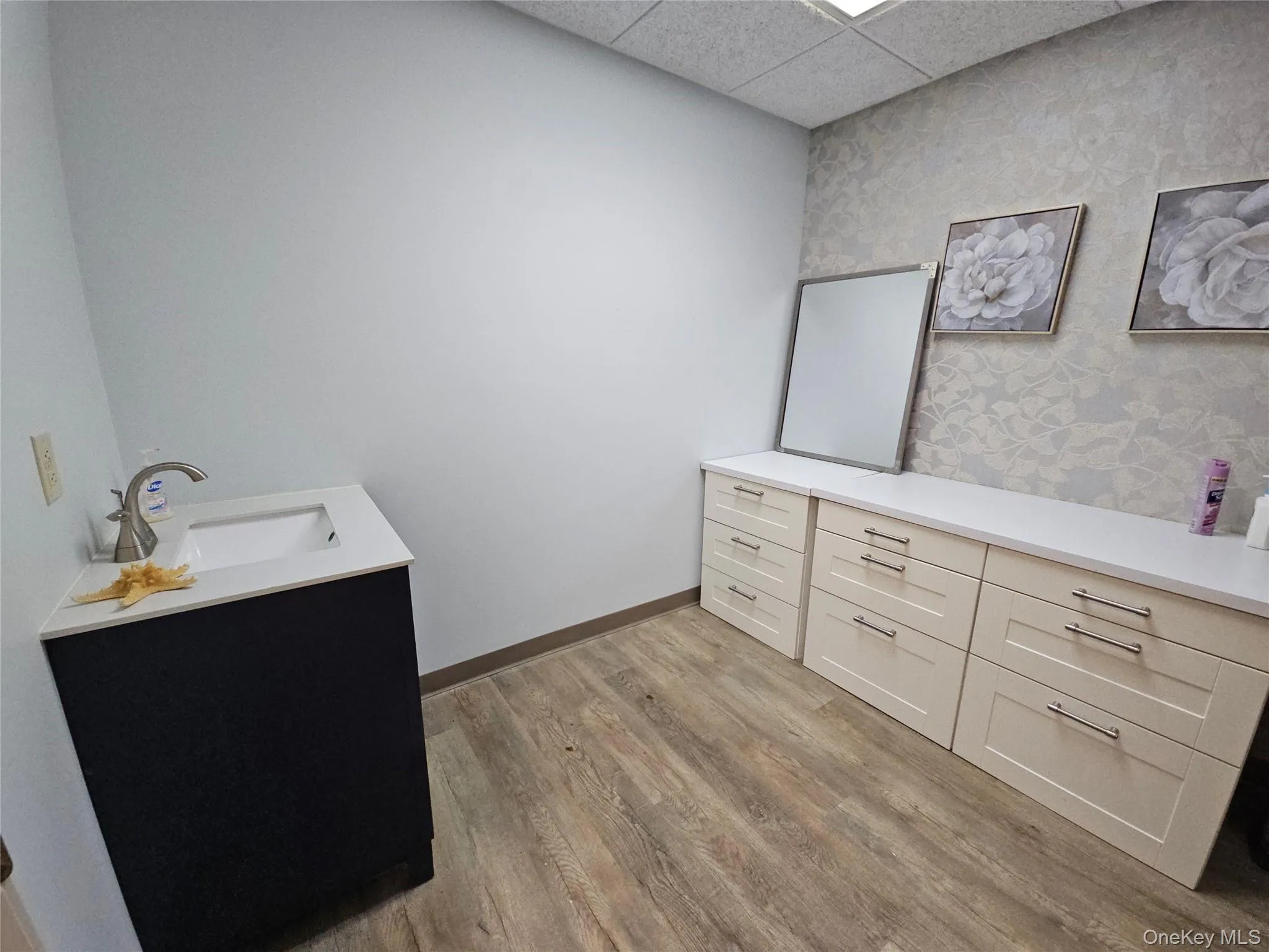 45 Ronald Reagan Boulevard, Warwick (town), NY, ,Commercial Lease,For Rent,Ronald Reagan,0,988653 45 Ronald Reagan Boulevard, Warwick (town), NY, ,Commercial Lease,For Rent,Ronald Reagan,0,988653
