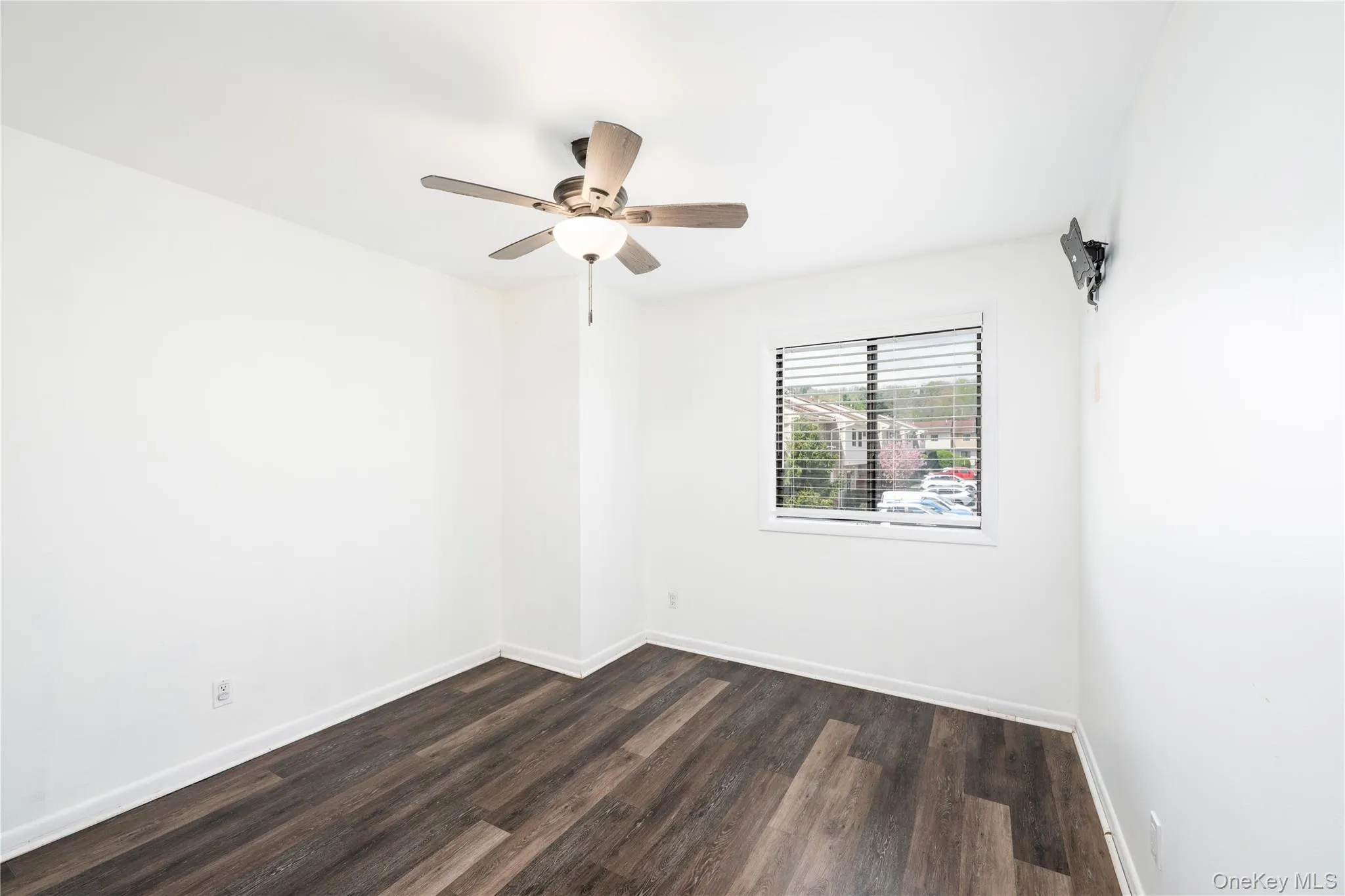 5002 Chelsea Cove, Beekman, NY, 3 Bedrooms Bedrooms, 7 Rooms Rooms,1 BathroomBathrooms,Residential,For Rent,Chelsea,0,988660 5002 Chelsea Cove, Beekman, NY, 3 Bedrooms Bedrooms, 7 Rooms Rooms,1 BathroomBathrooms,Residential,For Rent,Chelsea,0,988660