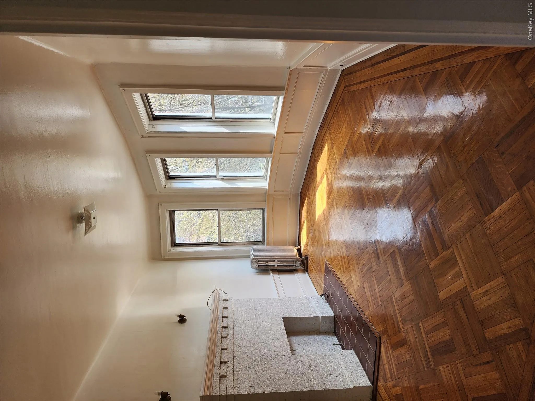 4712 39th Place, New York, NY, 3 Bedrooms Bedrooms, 5 Rooms Rooms,1 BathroomBathrooms,Residential Lease,For Rent,39th,0,988665 4712 39th Place, New York, NY, 3 Bedrooms Bedrooms, 5 Rooms Rooms,1 BathroomBathrooms,Residential Lease,For Rent,39th,0,988665