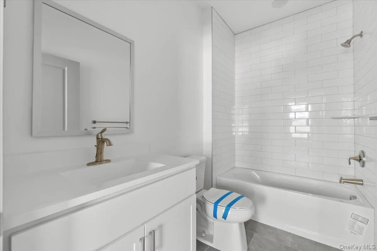 75 Forester Avenue, Warwick (town), NY, 2 Bedrooms Bedrooms, 4 Rooms Rooms,2 BathroomsBathrooms,Residential Lease,For Rent,Forester,0,988681 75 Forester Avenue, Warwick (town), NY, 2 Bedrooms Bedrooms, 4 Rooms Rooms,2 BathroomsBathrooms,Residential Lease,For Rent,Forester,0,988681