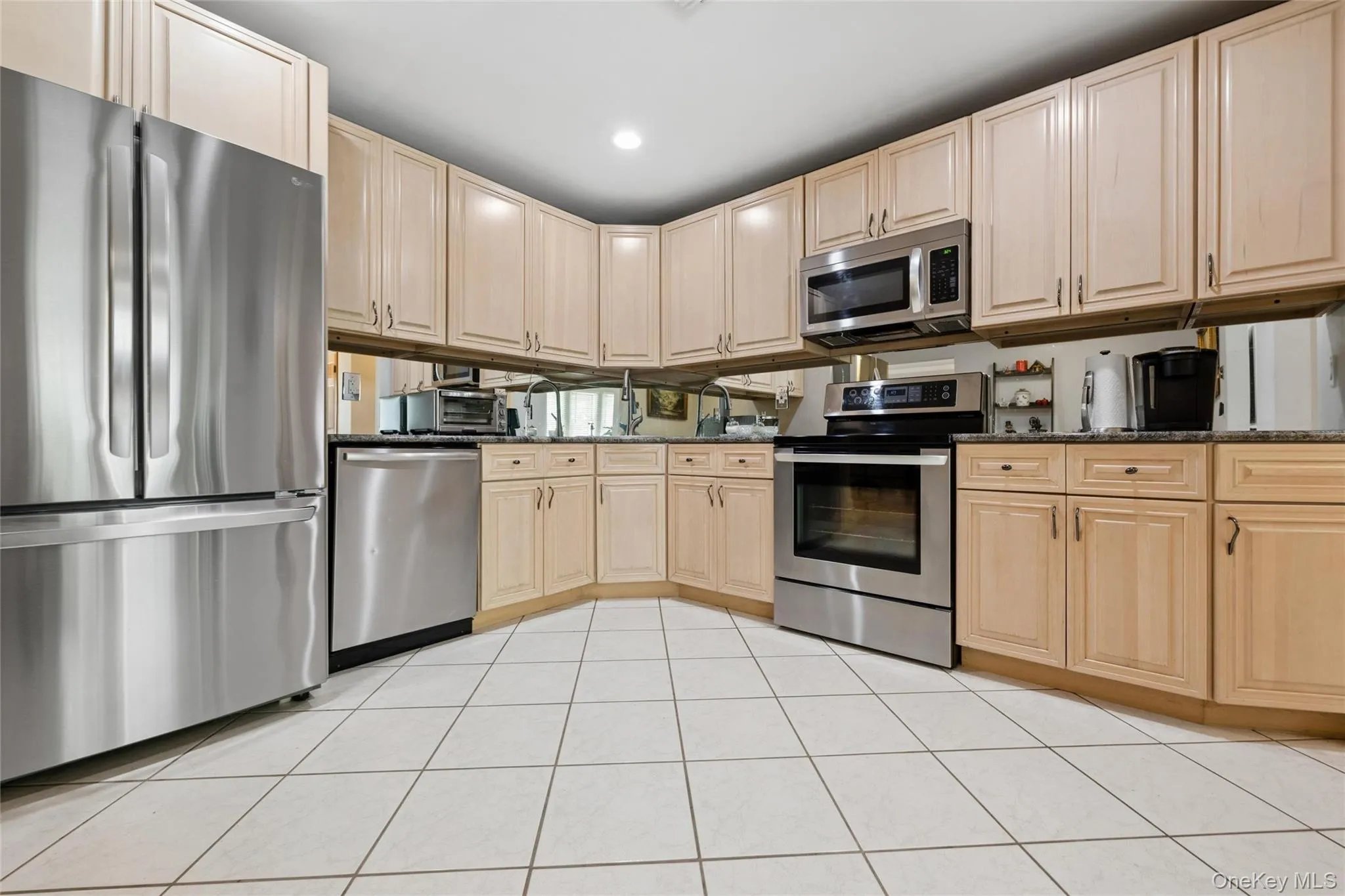 10 Rita Drive, Brookhaven, NY, 6 Bedrooms Bedrooms, 9 Rooms Rooms,3 BathroomsBathrooms,Residential,For Rent,Rita,0,988689 10 Rita Drive, Brookhaven, NY, 6 Bedrooms Bedrooms, 9 Rooms Rooms,3 BathroomsBathrooms,Residential,For Rent,Rita,0,988689