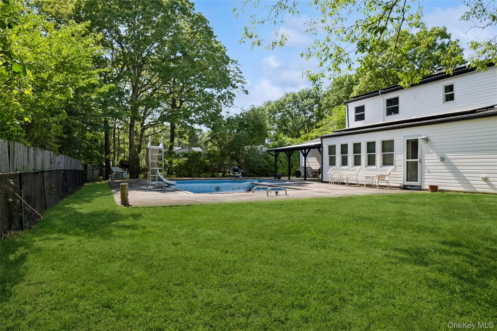 10 Rita Drive, Brookhaven, NY, 6 Bedrooms Bedrooms, 9 Rooms Rooms,3 BathroomsBathrooms,Residential,For Rent,Rita,0,988689 10 Rita Drive, Brookhaven, NY, 6 Bedrooms Bedrooms, 9 Rooms Rooms,3 BathroomsBathrooms,Residential,For Rent,Rita,0,988689