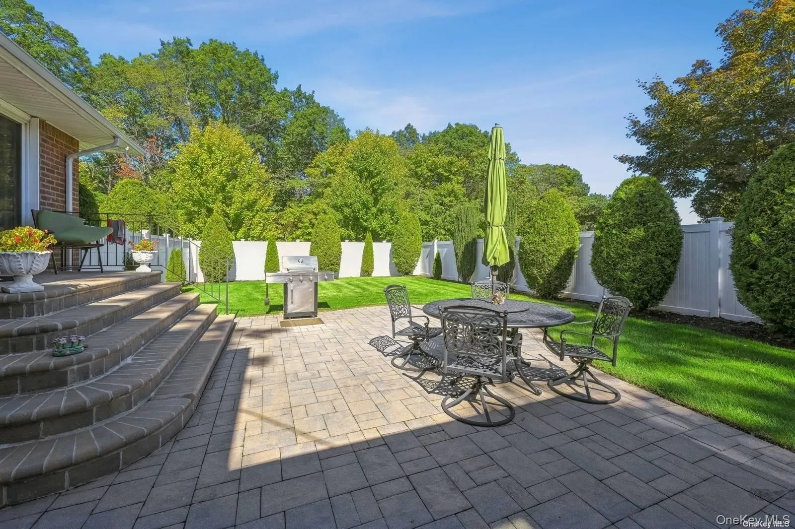 41 Eaton Road, Oyster Bay, NY, 3 Bedrooms Bedrooms, 7 Rooms Rooms,2 BathroomsBathrooms,Residential Lease,For Rent,Eaton,0,988696 41 Eaton Road, Oyster Bay, NY, 3 Bedrooms Bedrooms, 7 Rooms Rooms,2 BathroomsBathrooms,Residential Lease,For Rent,Eaton,0,988696