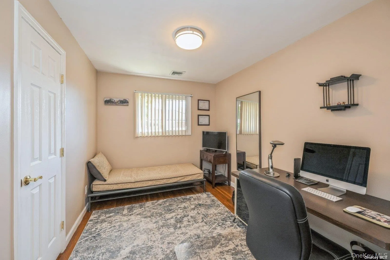 41 Eaton Road, Oyster Bay, NY, 3 Bedrooms Bedrooms, 7 Rooms Rooms,2 BathroomsBathrooms,Residential Lease,For Rent,Eaton,0,988696 41 Eaton Road, Oyster Bay, NY, 3 Bedrooms Bedrooms, 7 Rooms Rooms,2 BathroomsBathrooms,Residential Lease,For Rent,Eaton,0,988696