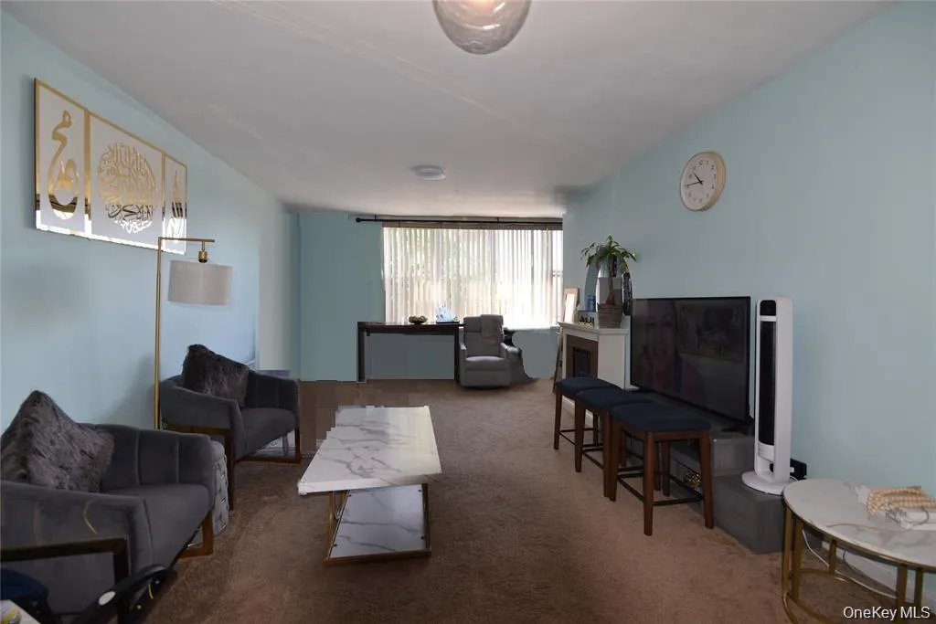 54-40 Little Neck Parkway, New York, NY, 1 Room Rooms,1 BathroomBathrooms,Residential,For Rent,Little Neck,0,988699 54-40 Little Neck Parkway, New York, NY, 1 Room Rooms,1 BathroomBathrooms,Residential,For Rent,Little Neck,0,988699