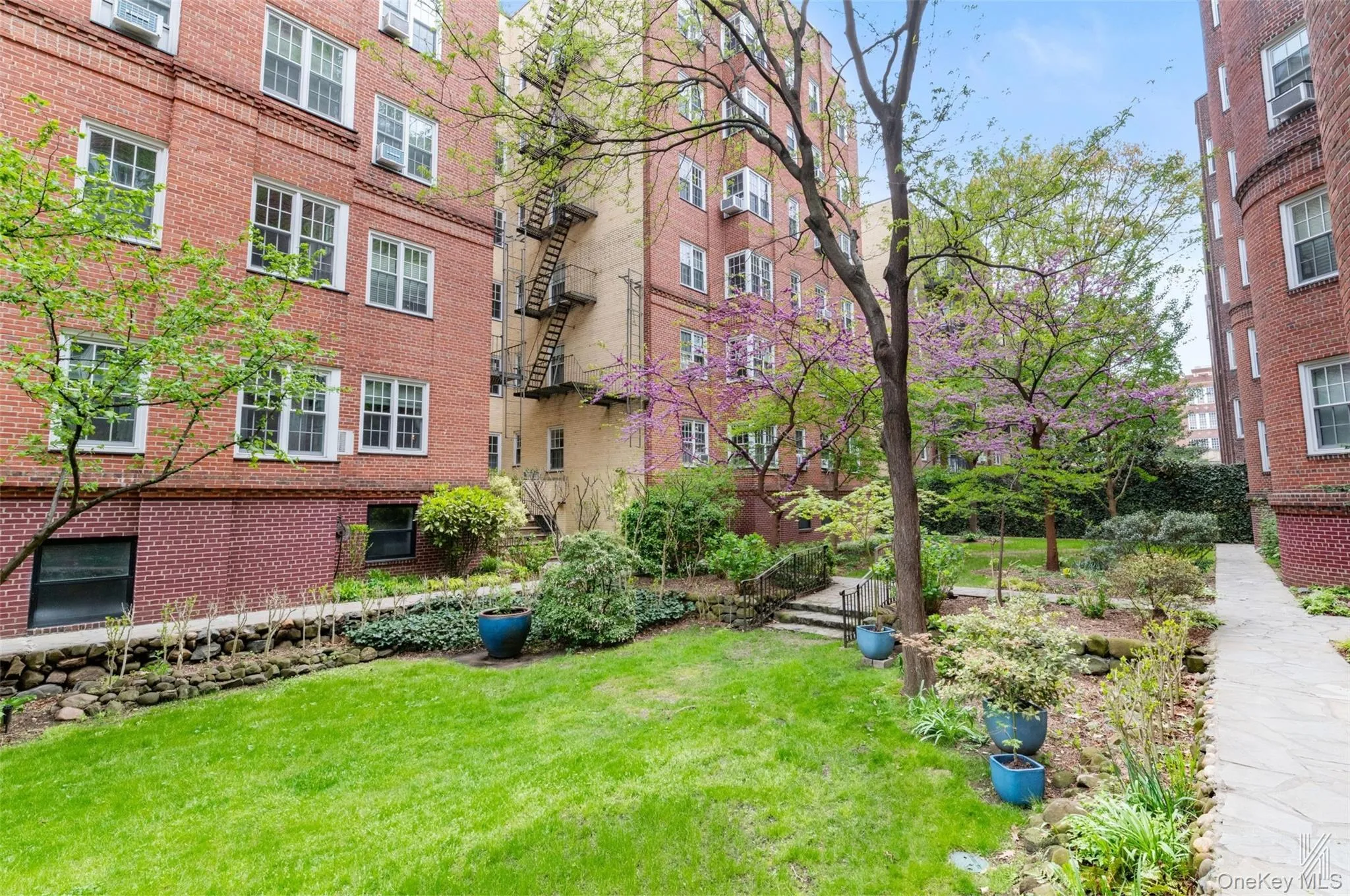 35-24 78th Street, New York, NY, 2 Bedrooms Bedrooms, 5 Rooms Rooms,1 BathroomBathrooms,Residential,For Rent,78th,0,988710 35-24 78th Street, New York, NY, 2 Bedrooms Bedrooms, 5 Rooms Rooms,1 BathroomBathrooms,Residential,For Rent,78th,0,988710
