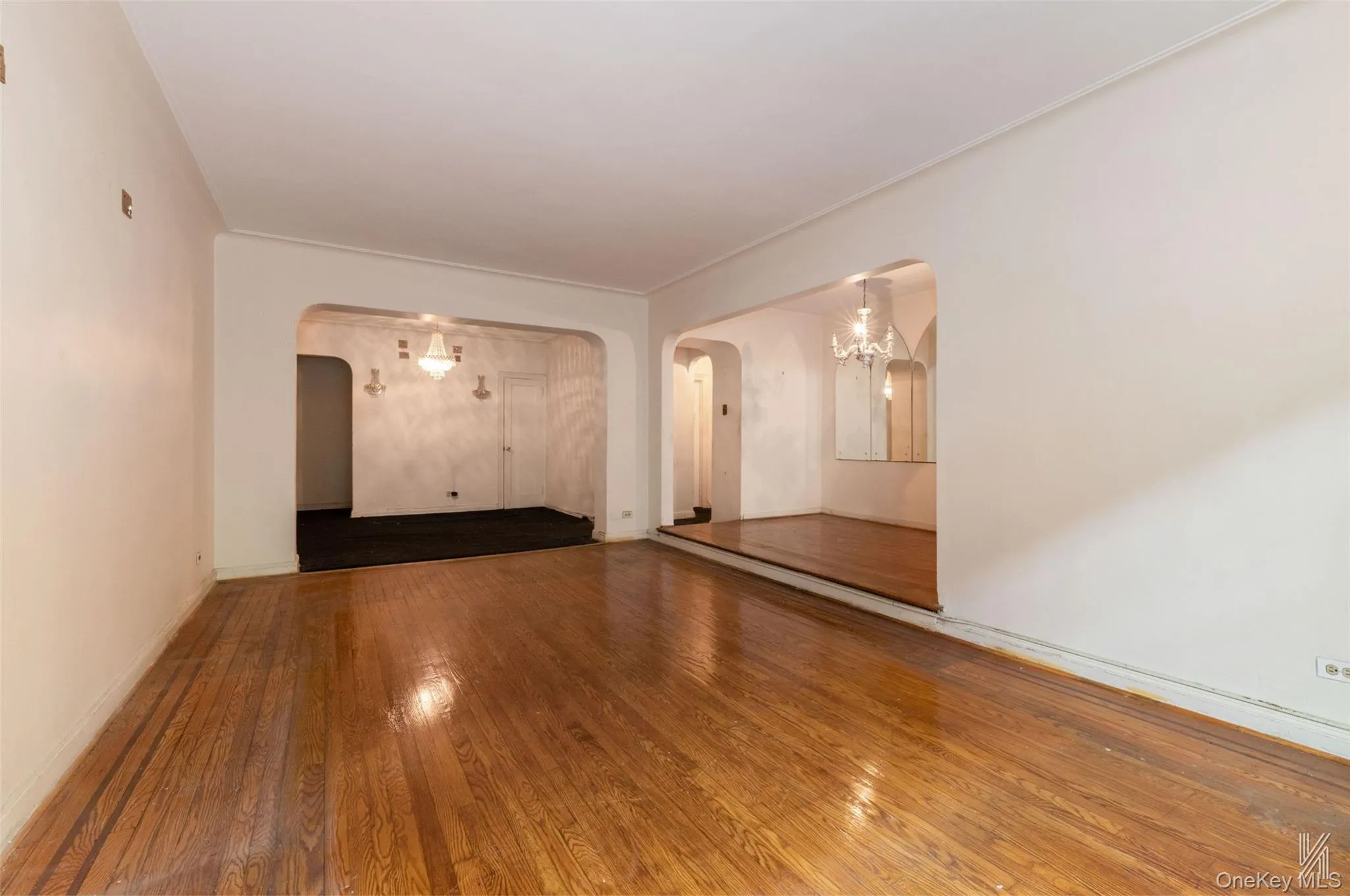 35-24 78th Street, New York, NY, 2 Bedrooms Bedrooms, 5 Rooms Rooms,1 BathroomBathrooms,Residential,For Rent,78th,0,988710 35-24 78th Street, New York, NY, 2 Bedrooms Bedrooms, 5 Rooms Rooms,1 BathroomBathrooms,Residential,For Rent,78th,0,988710