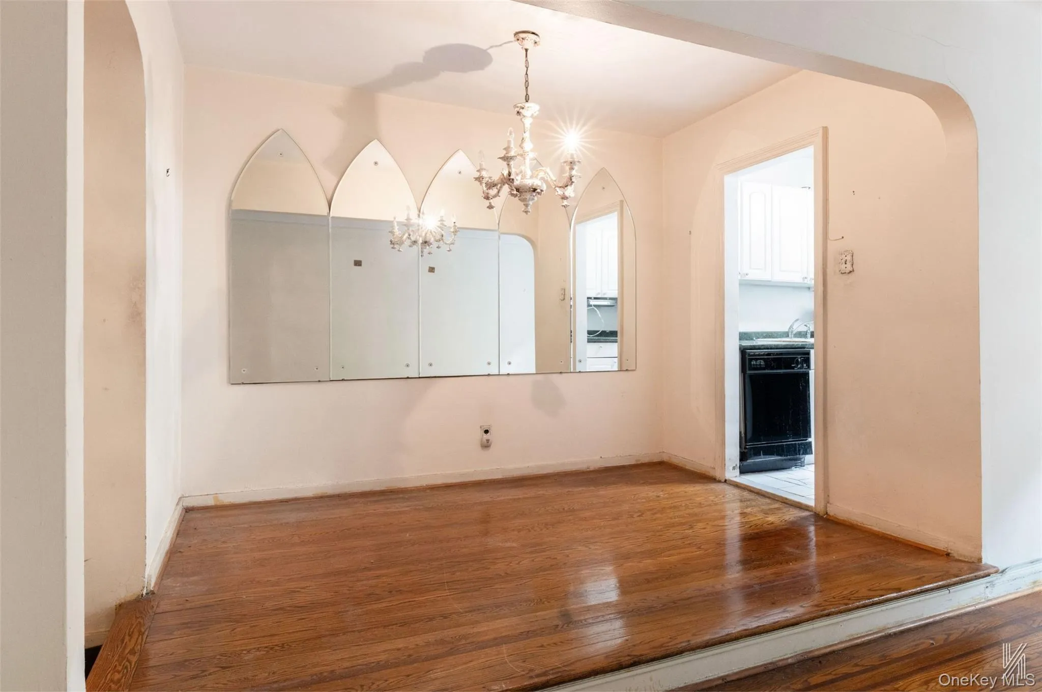 35-24 78th Street, New York, NY, 2 Bedrooms Bedrooms, 5 Rooms Rooms,1 BathroomBathrooms,Residential,For Rent,78th,0,988710 35-24 78th Street, New York, NY, 2 Bedrooms Bedrooms, 5 Rooms Rooms,1 BathroomBathrooms,Residential,For Rent,78th,0,988710