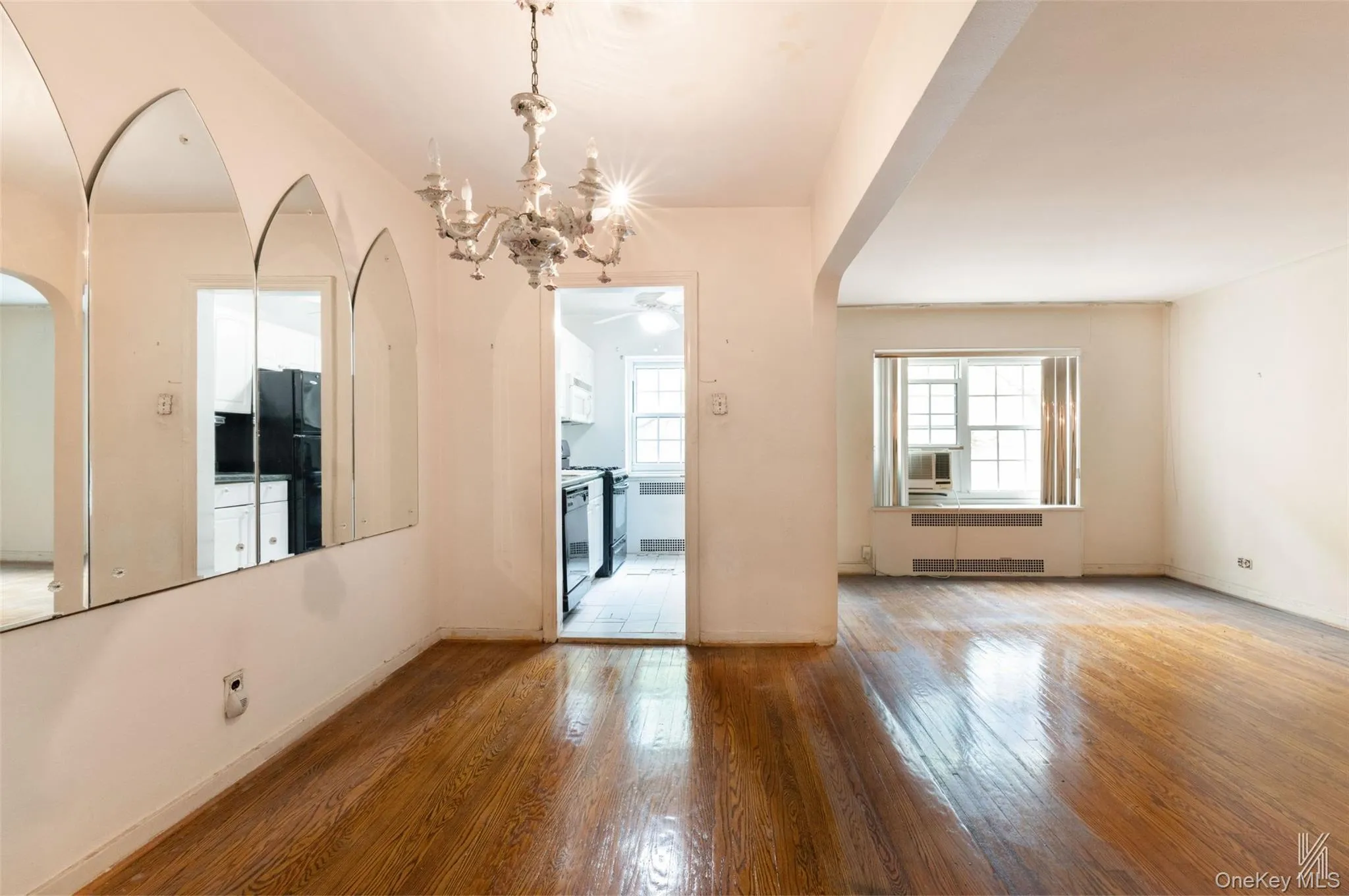 35-24 78th Street, New York, NY, 2 Bedrooms Bedrooms, 5 Rooms Rooms,1 BathroomBathrooms,Residential,For Rent,78th,0,988710 35-24 78th Street, New York, NY, 2 Bedrooms Bedrooms, 5 Rooms Rooms,1 BathroomBathrooms,Residential,For Rent,78th,0,988710