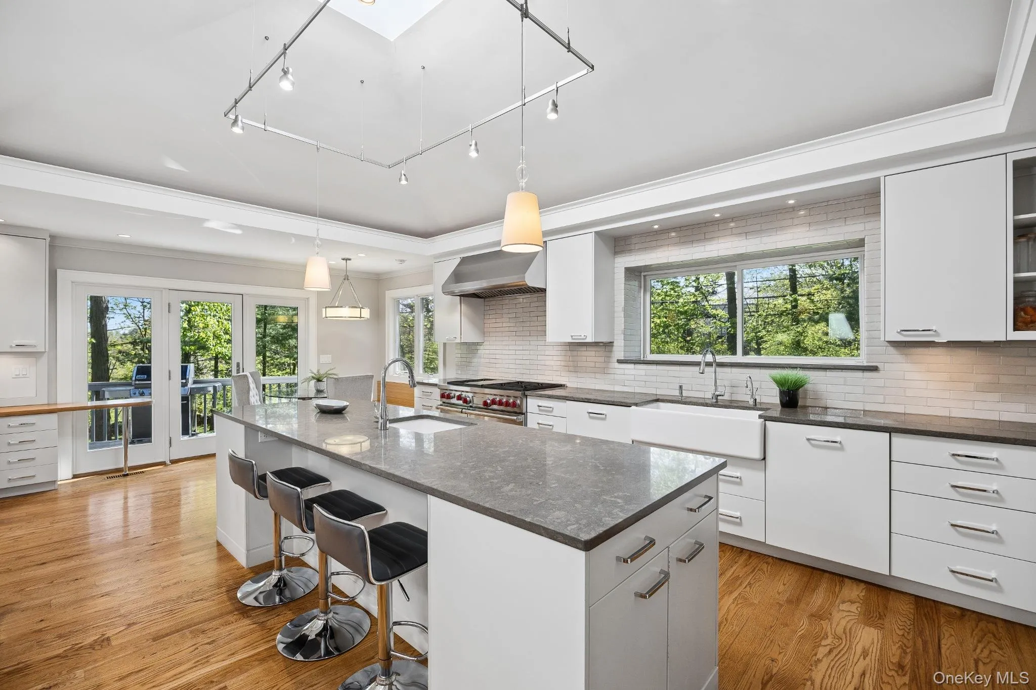 4 Mohican Trail, Scarsdale, NY, 5 Bedrooms Bedrooms, 14 Rooms Rooms,5 BathroomsBathrooms,Residential Lease,For Rent,Mohican,0,988711 4 Mohican Trail, Scarsdale, NY, 5 Bedrooms Bedrooms, 14 Rooms Rooms,5 BathroomsBathrooms,Residential Lease,For Rent,Mohican,0,988711