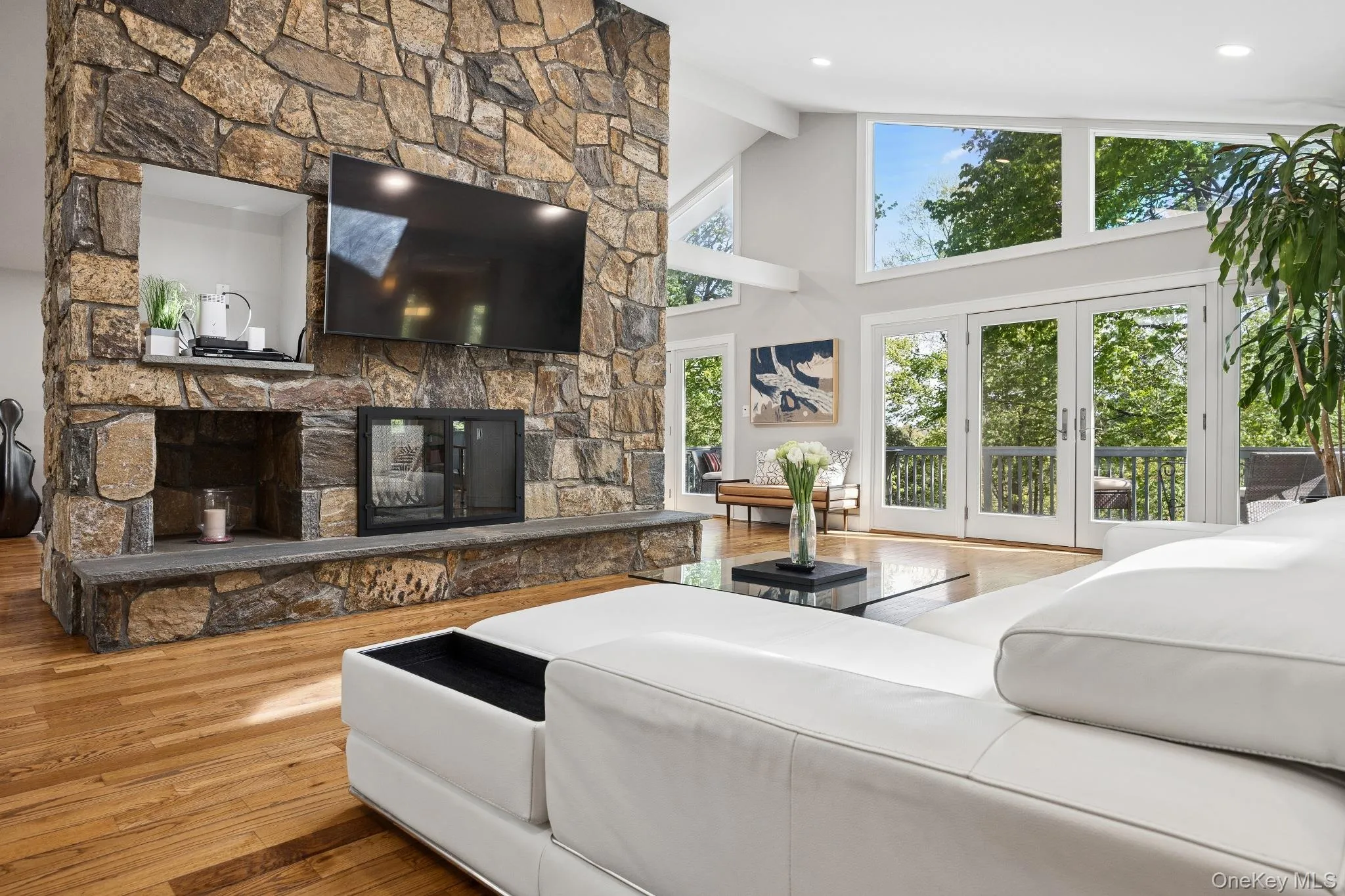 4 Mohican Trail, Scarsdale, NY, 5 Bedrooms Bedrooms, 14 Rooms Rooms,5 BathroomsBathrooms,Residential Lease,For Rent,Mohican,0,988711 4 Mohican Trail, Scarsdale, NY, 5 Bedrooms Bedrooms, 14 Rooms Rooms,5 BathroomsBathrooms,Residential Lease,For Rent,Mohican,0,988711