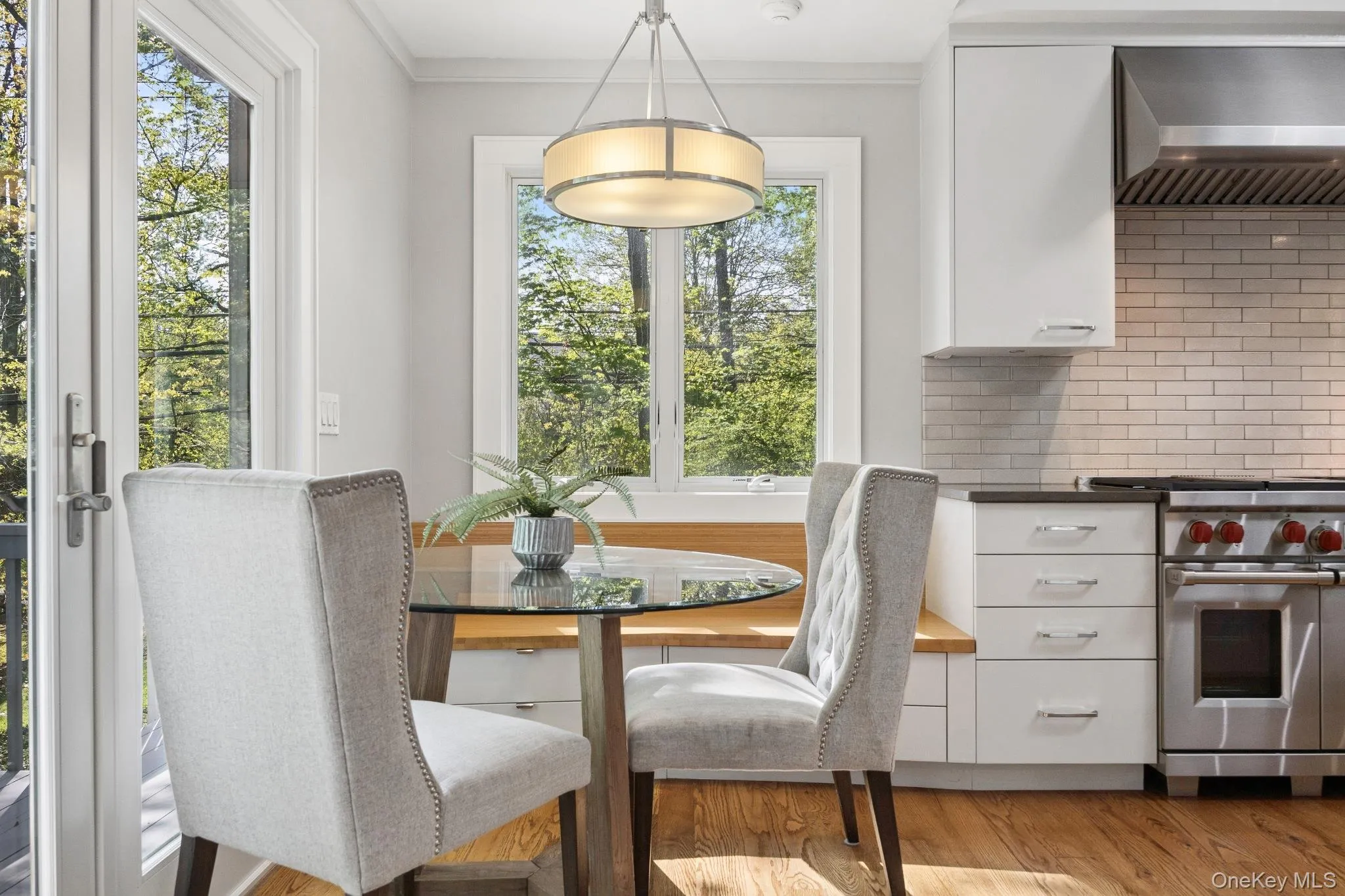 4 Mohican Trail, Scarsdale, NY, 5 Bedrooms Bedrooms, 14 Rooms Rooms,5 BathroomsBathrooms,Residential Lease,For Rent,Mohican,0,988711 4 Mohican Trail, Scarsdale, NY, 5 Bedrooms Bedrooms, 14 Rooms Rooms,5 BathroomsBathrooms,Residential Lease,For Rent,Mohican,0,988711