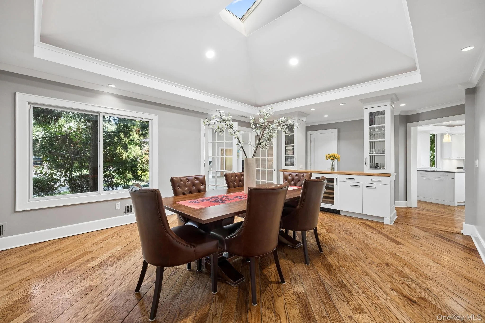 4 Mohican Trail, Scarsdale, NY, 5 Bedrooms Bedrooms, 14 Rooms Rooms,5 BathroomsBathrooms,Residential Lease,For Rent,Mohican,0,988711 4 Mohican Trail, Scarsdale, NY, 5 Bedrooms Bedrooms, 14 Rooms Rooms,5 BathroomsBathrooms,Residential Lease,For Rent,Mohican,0,988711