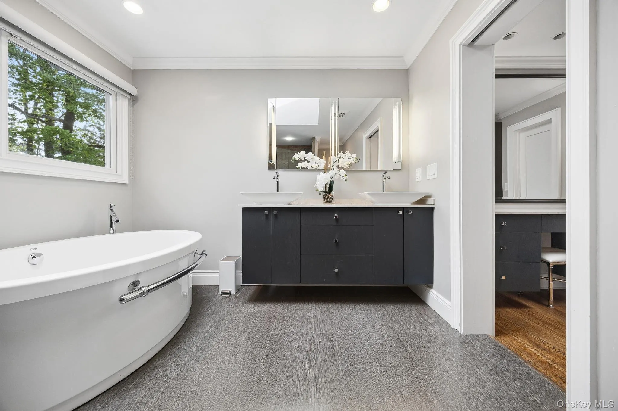 4 Mohican Trail, Scarsdale, NY, 5 Bedrooms Bedrooms, 14 Rooms Rooms,5 BathroomsBathrooms,Residential Lease,For Rent,Mohican,0,988711 4 Mohican Trail, Scarsdale, NY, 5 Bedrooms Bedrooms, 14 Rooms Rooms,5 BathroomsBathrooms,Residential Lease,For Rent,Mohican,0,988711