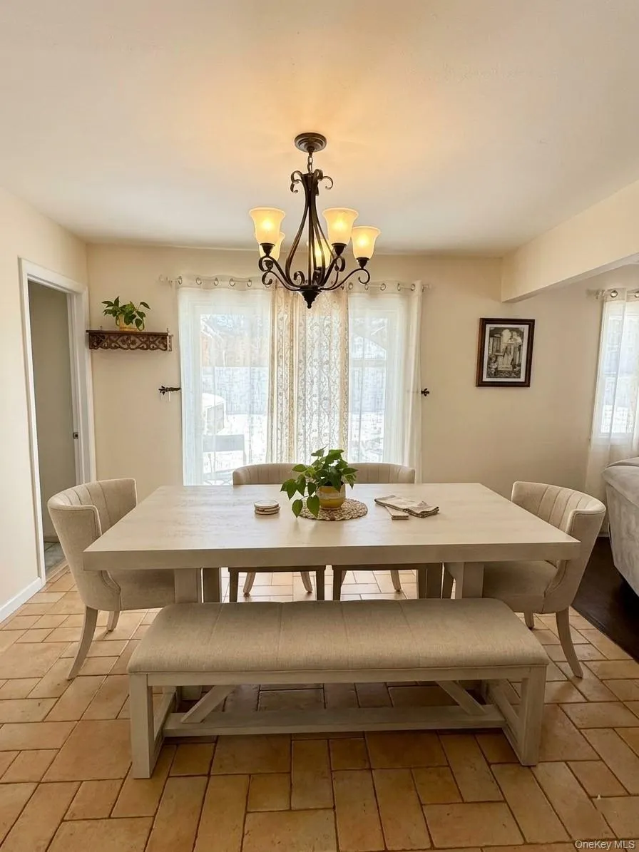 61 Brookhaven Drive, Brookhaven, NY, 3 Bedrooms Bedrooms, 6 Rooms Rooms,1 BathroomBathrooms,Residential Lease,For Rent,Brookhaven Drive,0,988713 61 Brookhaven Drive, Brookhaven, NY, 3 Bedrooms Bedrooms, 6 Rooms Rooms,1 BathroomBathrooms,Residential Lease,For Rent,Brookhaven Drive,0,988713