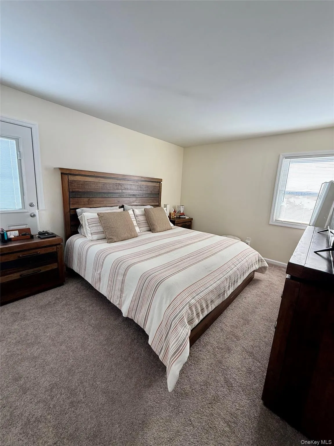 61 Brookhaven Drive, Brookhaven, NY, 3 Bedrooms Bedrooms, 6 Rooms Rooms,1 BathroomBathrooms,Residential Lease,For Rent,Brookhaven Drive,0,988713 61 Brookhaven Drive, Brookhaven, NY, 3 Bedrooms Bedrooms, 6 Rooms Rooms,1 BathroomBathrooms,Residential Lease,For Rent,Brookhaven Drive,0,988713