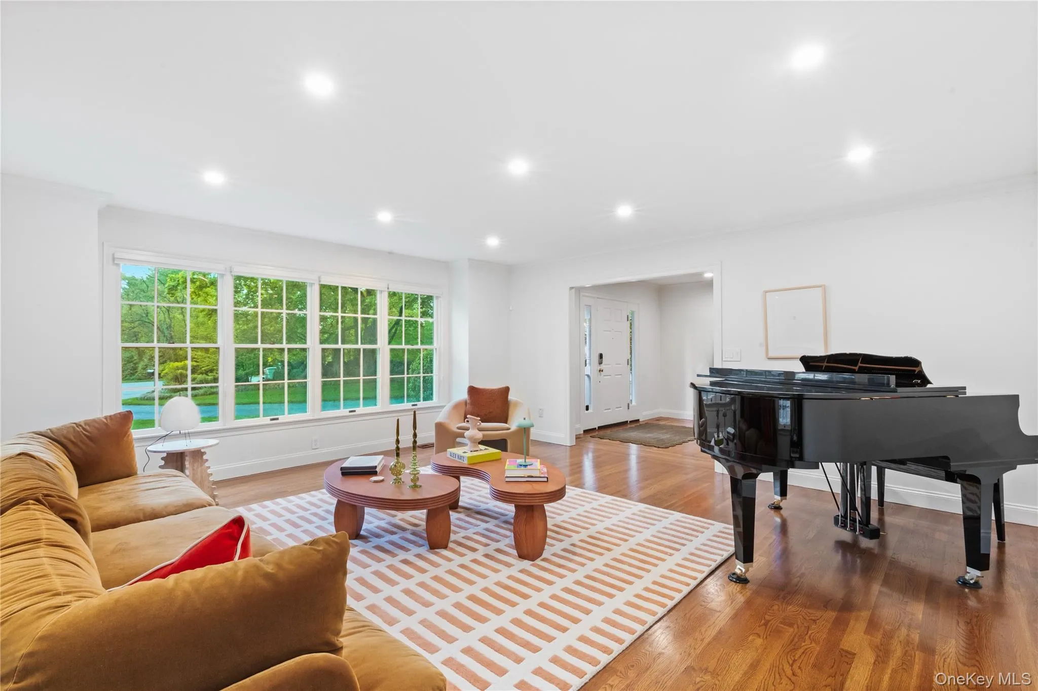 6 Round House Court, North Castle, NY, 5 Bedrooms Bedrooms, 18 Rooms Rooms,5 BathroomsBathrooms,Residential,For Rent,Round House,0,988722 6 Round House Court, North Castle, NY, 5 Bedrooms Bedrooms, 18 Rooms Rooms,5 BathroomsBathrooms,Residential,For Rent,Round House,0,988722