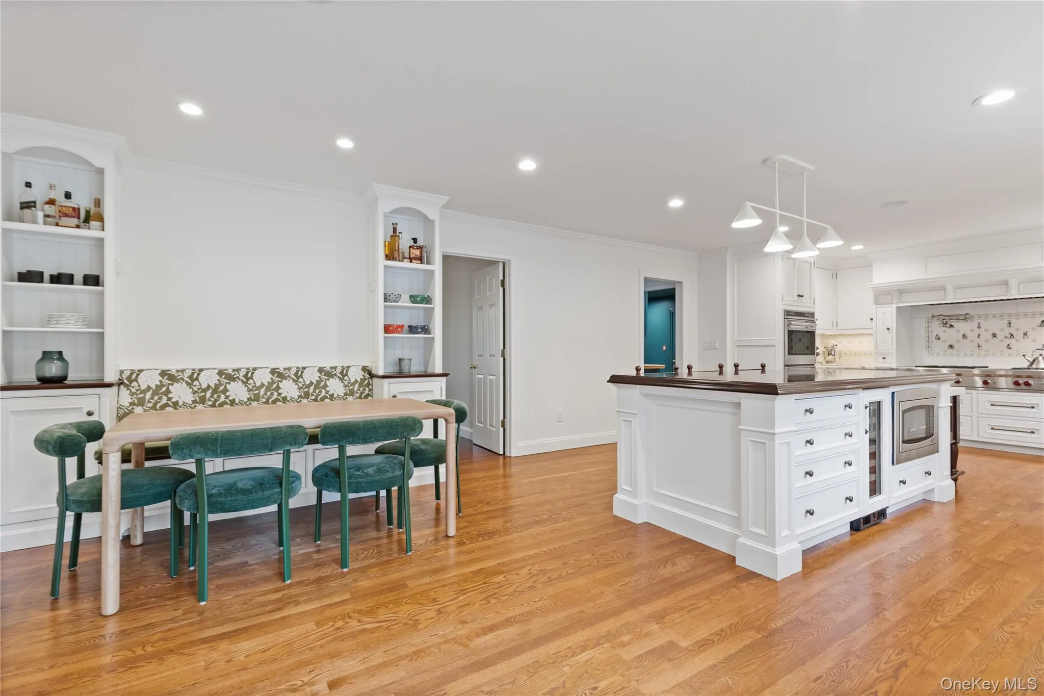6 Round House Court, North Castle, NY, 5 Bedrooms Bedrooms, 18 Rooms Rooms,5 BathroomsBathrooms,Residential,For Rent,Round House,0,988722 6 Round House Court, North Castle, NY, 5 Bedrooms Bedrooms, 18 Rooms Rooms,5 BathroomsBathrooms,Residential,For Rent,Round House,0,988722