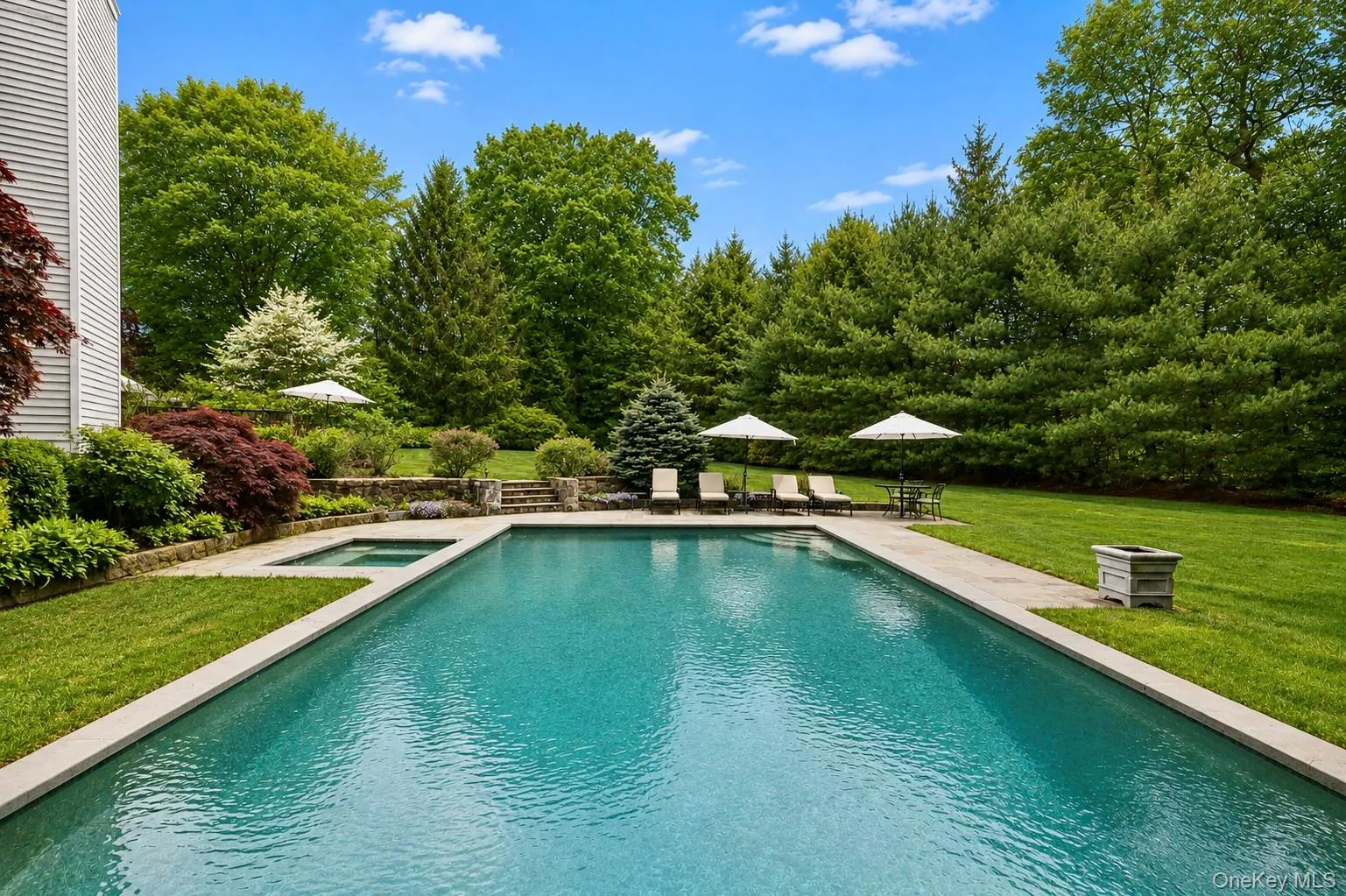 20x40 Gunite Pool w/Spa and automatic cover 20x40 Gunite Pool w/Spa and automatic cover