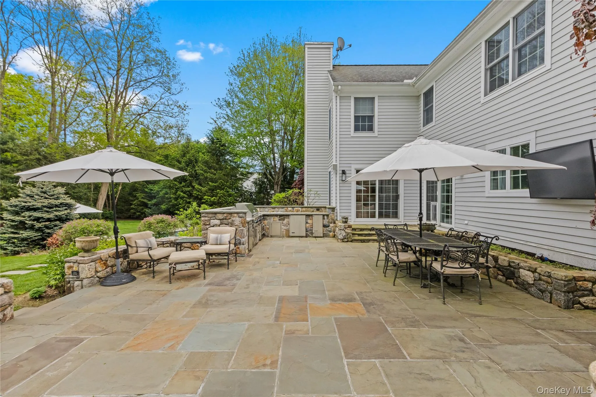 6 Round House Court, North Castle, NY, 5 Bedrooms Bedrooms, 18 Rooms Rooms,5 BathroomsBathrooms,Residential,For Rent,Round House,0,988722 6 Round House Court, North Castle, NY, 5 Bedrooms Bedrooms, 18 Rooms Rooms,5 BathroomsBathrooms,Residential,For Rent,Round House,0,988722