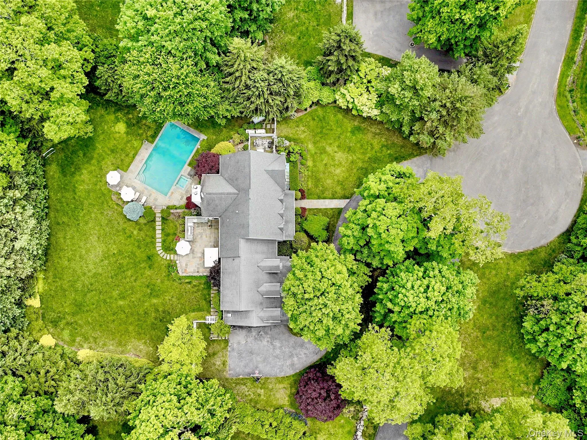 6 Round House Court, North Castle, NY, 5 Bedrooms Bedrooms, 18 Rooms Rooms,5 BathroomsBathrooms,Residential,For Rent,Round House,0,988722 6 Round House Court, North Castle, NY, 5 Bedrooms Bedrooms, 18 Rooms Rooms,5 BathroomsBathrooms,Residential,For Rent,Round House,0,988722