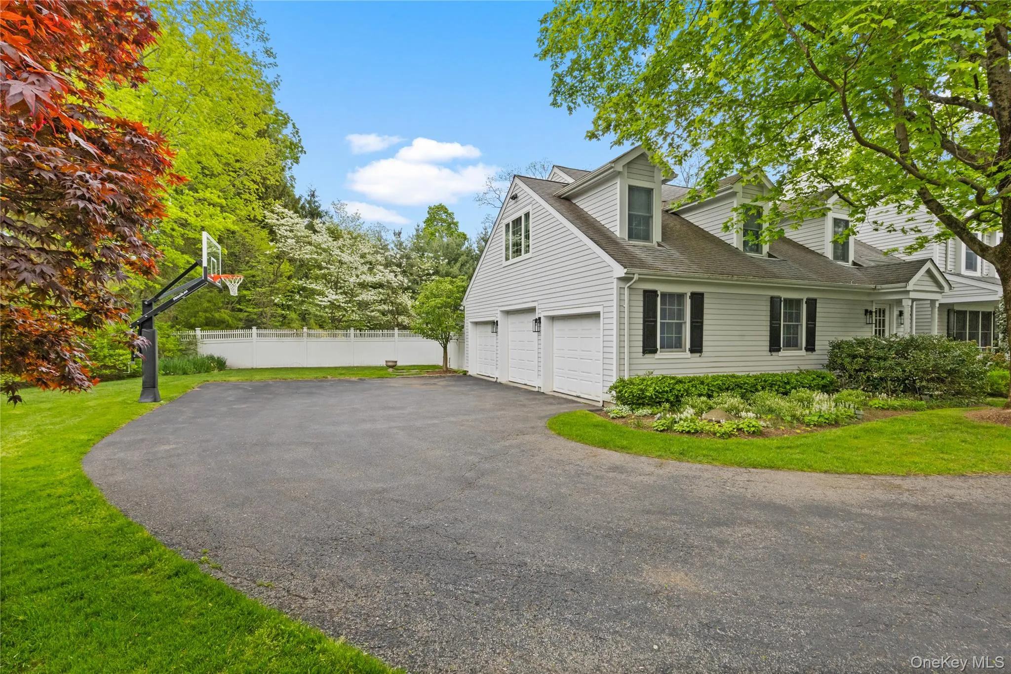 6 Round House Court, North Castle, NY, 5 Bedrooms Bedrooms, 18 Rooms Rooms,5 BathroomsBathrooms,Residential,For Rent,Round House,0,988722 6 Round House Court, North Castle, NY, 5 Bedrooms Bedrooms, 18 Rooms Rooms,5 BathroomsBathrooms,Residential,For Rent,Round House,0,988722