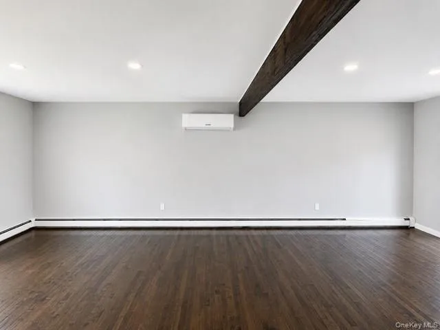 7 Jonathan Drive, Hyde Park, NY, 3 Bedrooms Bedrooms, 7 Rooms Rooms,2 BathroomsBathrooms,Residential,For Rent,Jonathan,0,988726 7 Jonathan Drive, Hyde Park, NY, 3 Bedrooms Bedrooms, 7 Rooms Rooms,2 BathroomsBathrooms,Residential,For Rent,Jonathan,0,988726