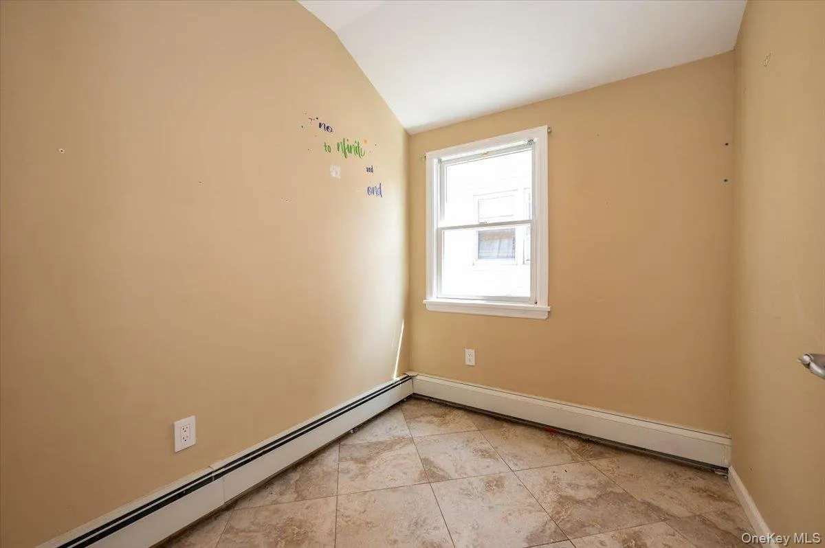 64D Edgewater Park, New York, NY, 2 Bedrooms Bedrooms, 5 Rooms Rooms,1 BathroomBathrooms,Residential Sale,For Rent,Edgewater,0,988730 64D Edgewater Park, New York, NY, 2 Bedrooms Bedrooms, 5 Rooms Rooms,1 BathroomBathrooms,Residential Sale,For Rent,Edgewater,0,988730