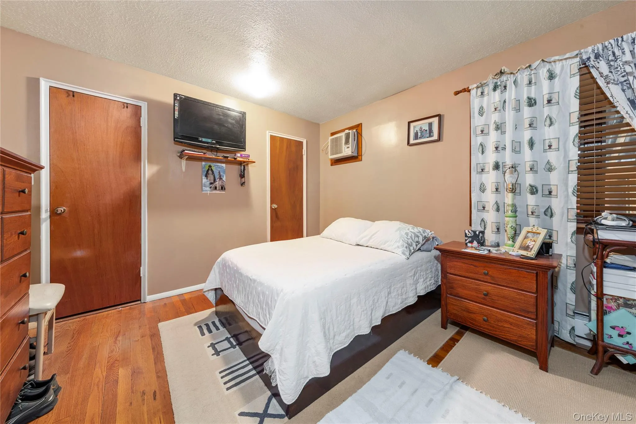 204-19 46 Road, New York, NY, 3 Bedrooms Bedrooms, 8 Rooms Rooms,2 BathroomsBathrooms,Residential,For Rent,46,0,988741 204-19 46 Road, New York, NY, 3 Bedrooms Bedrooms, 8 Rooms Rooms,2 BathroomsBathrooms,Residential,For Rent,46,0,988741