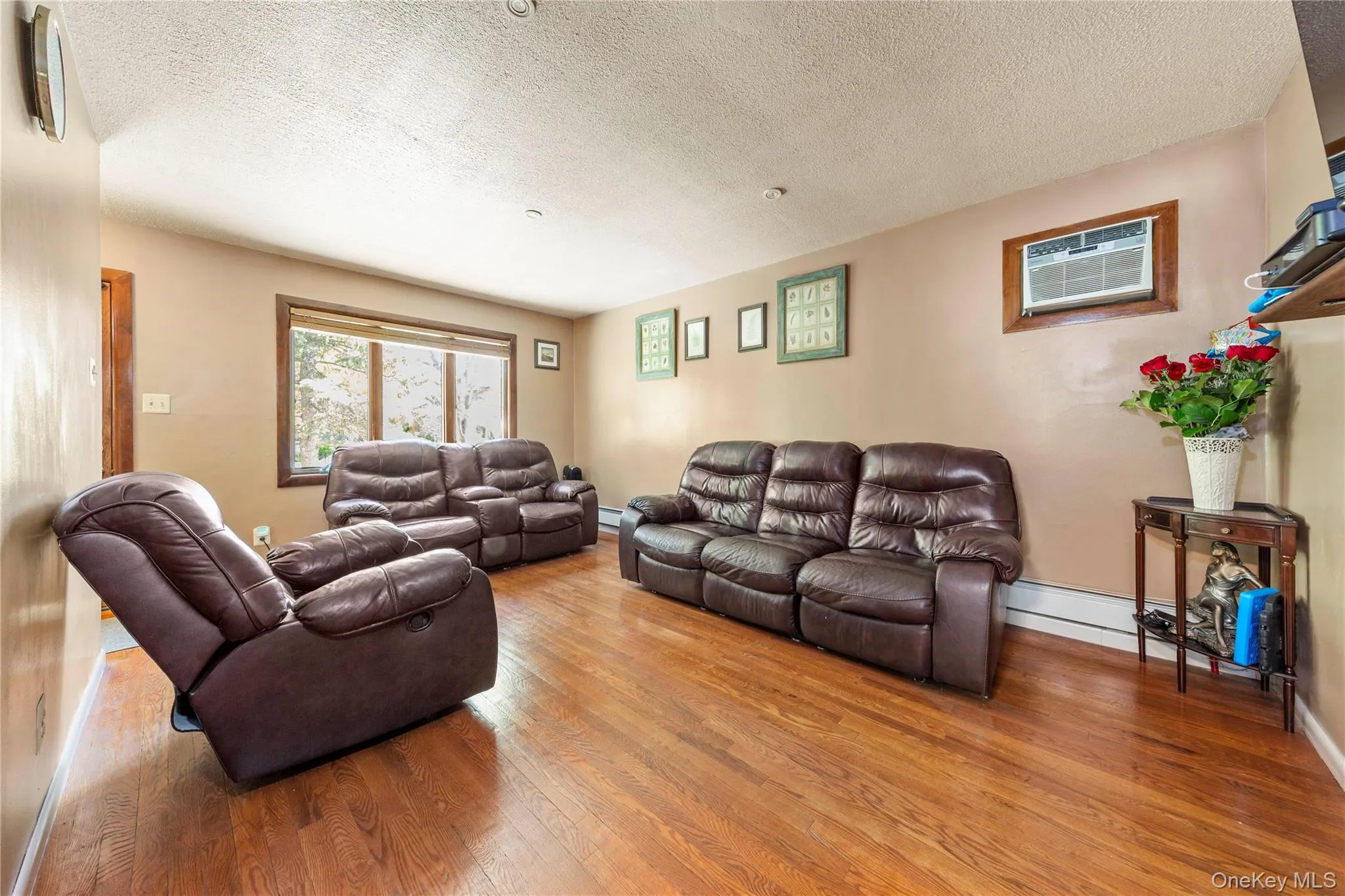 204-19 46 Road, New York, NY, 3 Bedrooms Bedrooms, 8 Rooms Rooms,2 BathroomsBathrooms,Residential,For Rent,46,0,988741 204-19 46 Road, New York, NY, 3 Bedrooms Bedrooms, 8 Rooms Rooms,2 BathroomsBathrooms,Residential,For Rent,46,0,988741